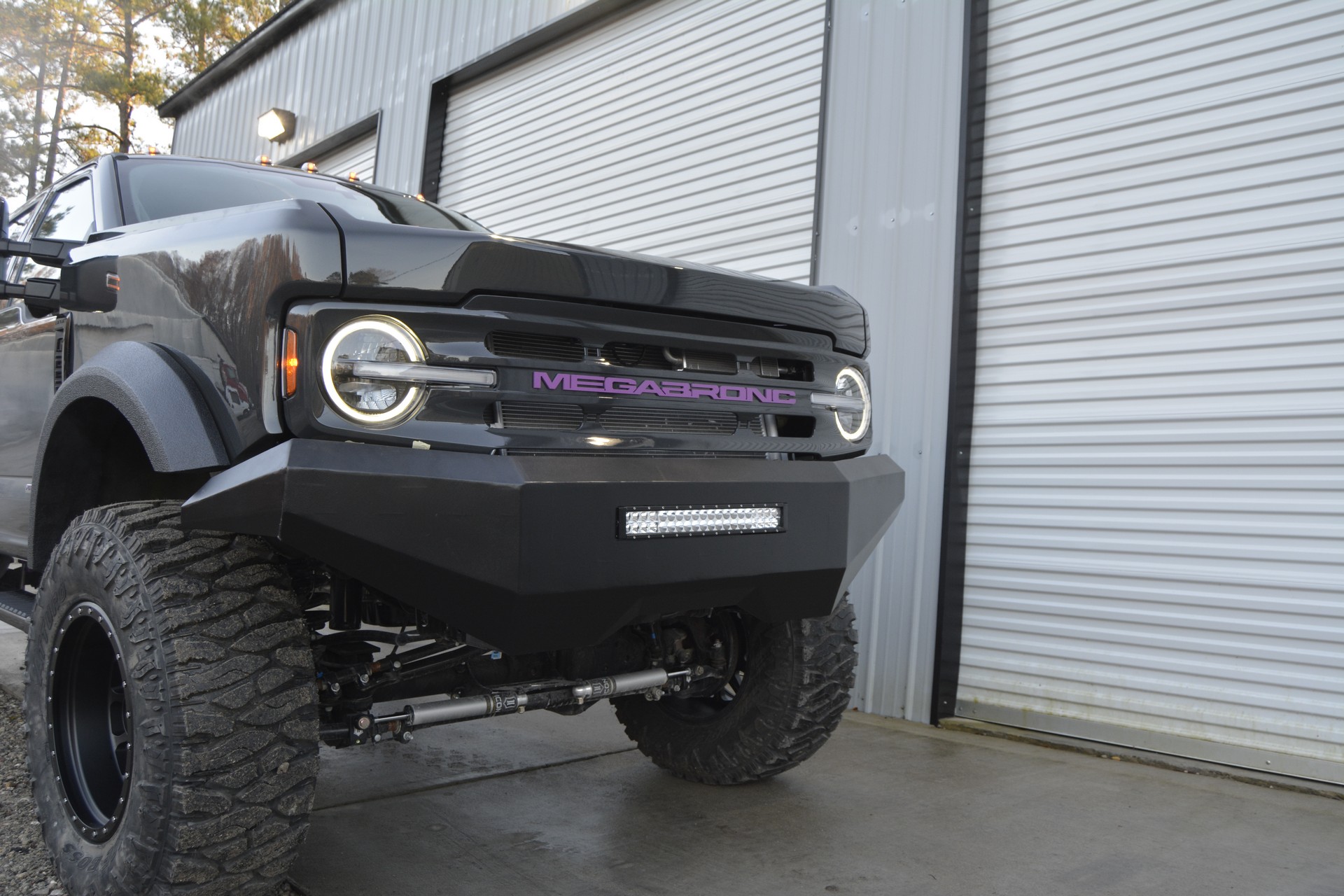 MegaRexx’s MegaBronc Is A 7-Seat Ford F-250 Cosplaying As A Bronco