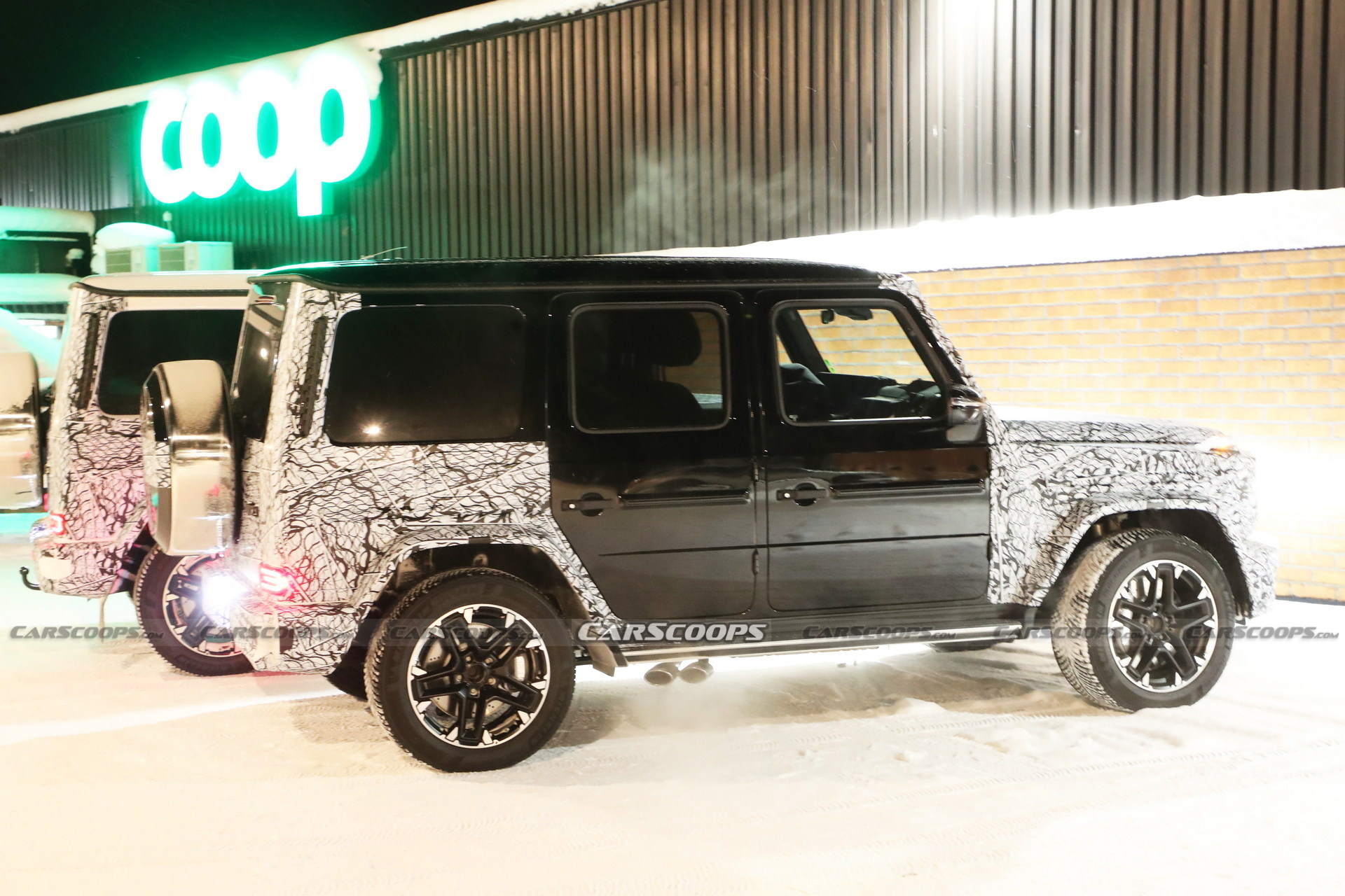 Mercedes-AMG G63 Facelift Spied Testing Hiding Non-Traceable Updates