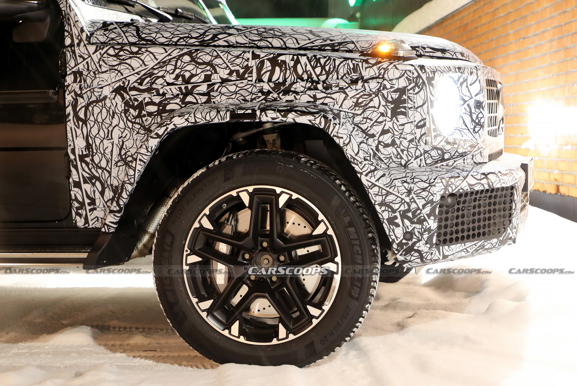 Mercedes-AMG G63 Facelift Spied Testing Hiding Non-Traceable Updates