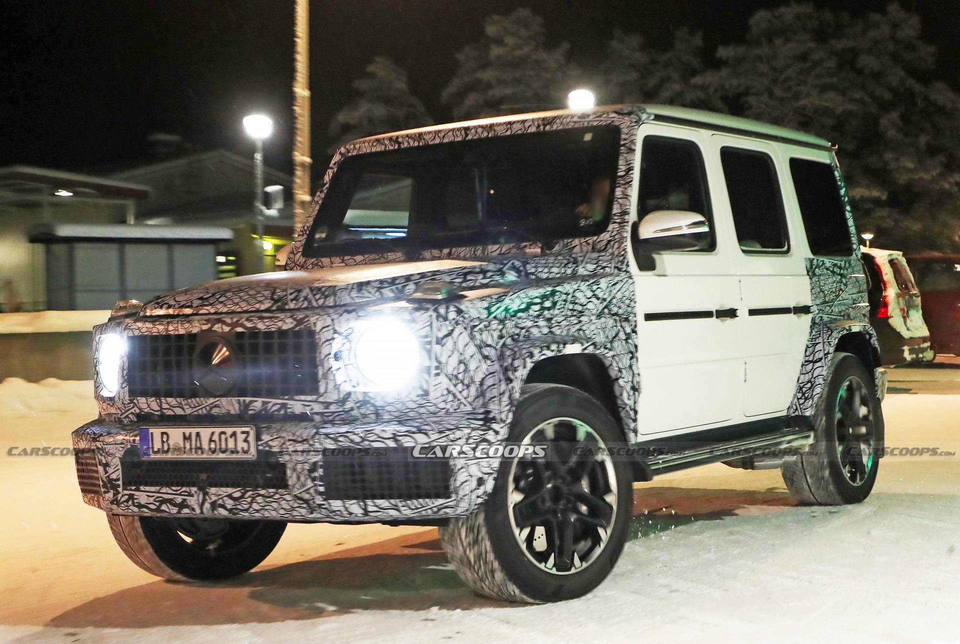 Mercedes-AMG G63 Facelift Spied Testing Hiding Non-Traceable Updates
