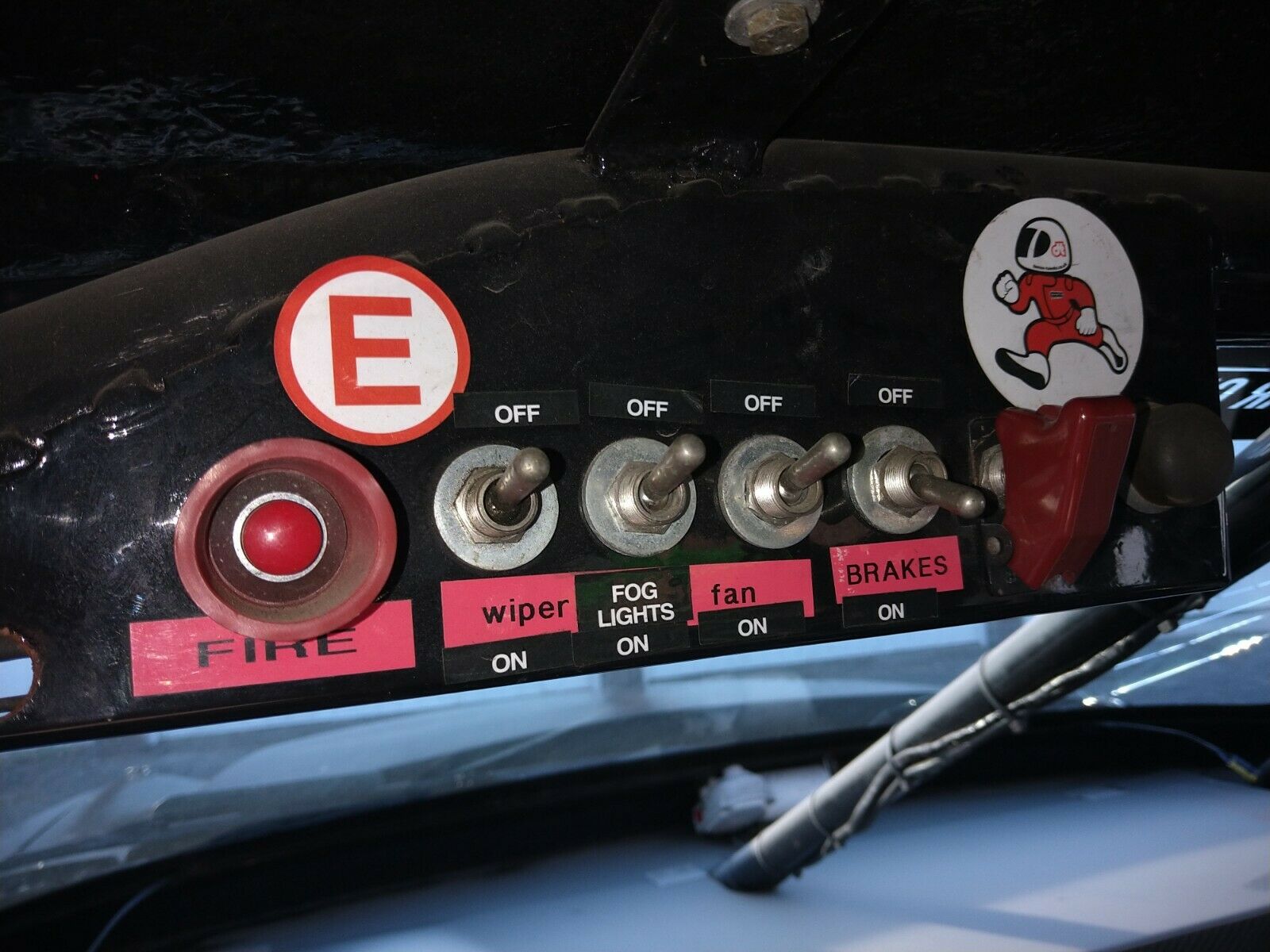 This Ford V8-Powered Race Car Is Masquerading As An Old Mercedes-Benz