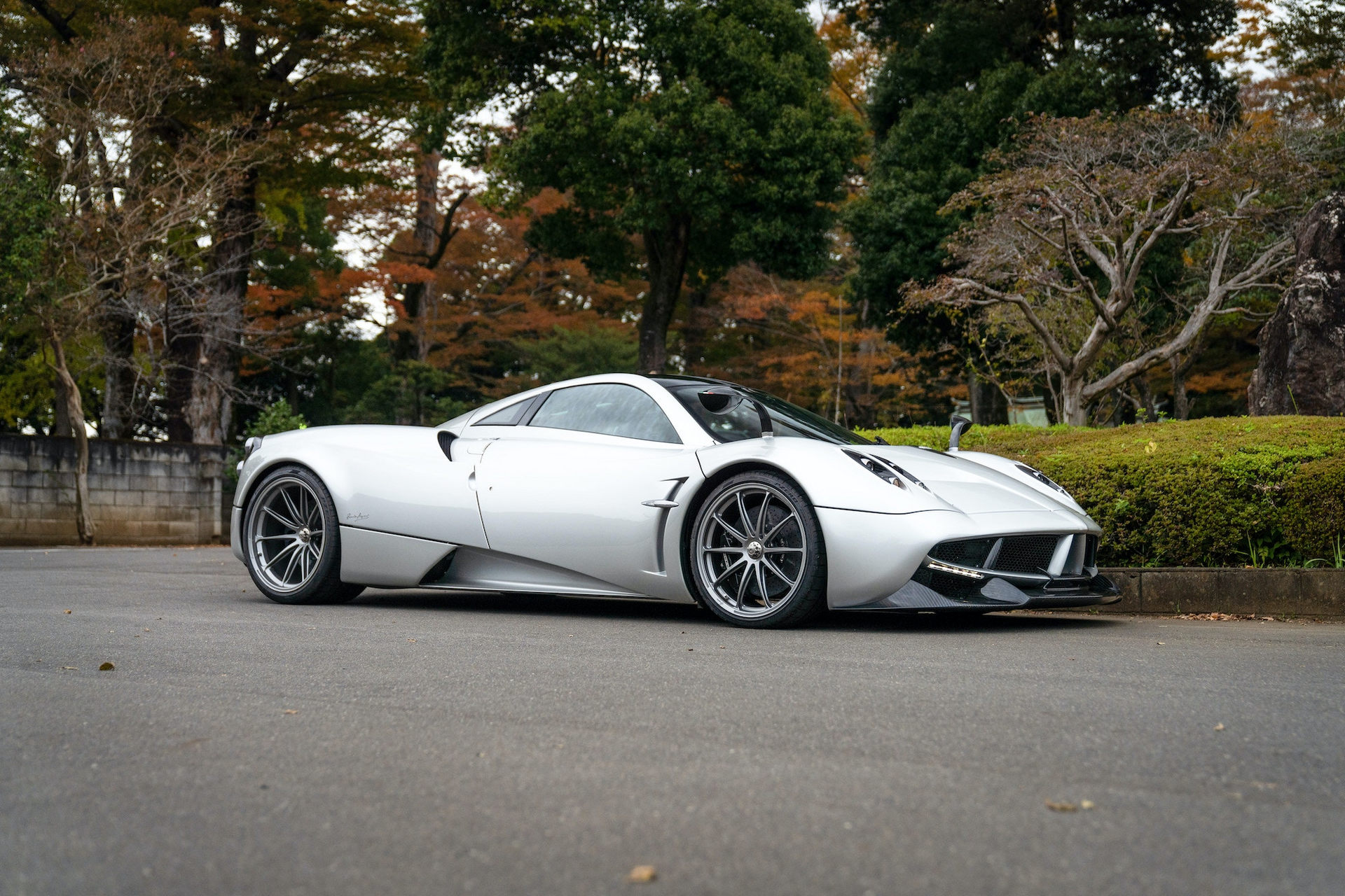 Rare Pagani Huayra With The $180k Pacchetto Tempesta Package Hits The Market
