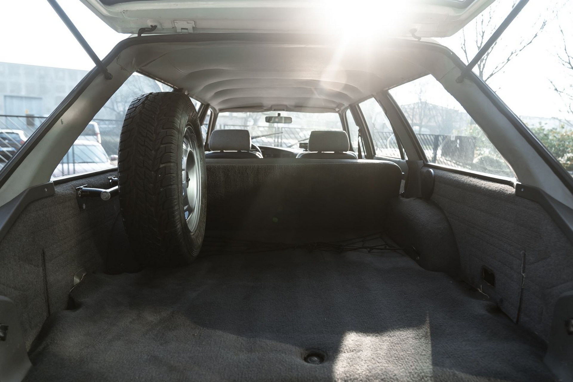 At €59,000, Can This 1985 Peugeot 505 Break 4×4 Dangel Lift Your Spirits Up?