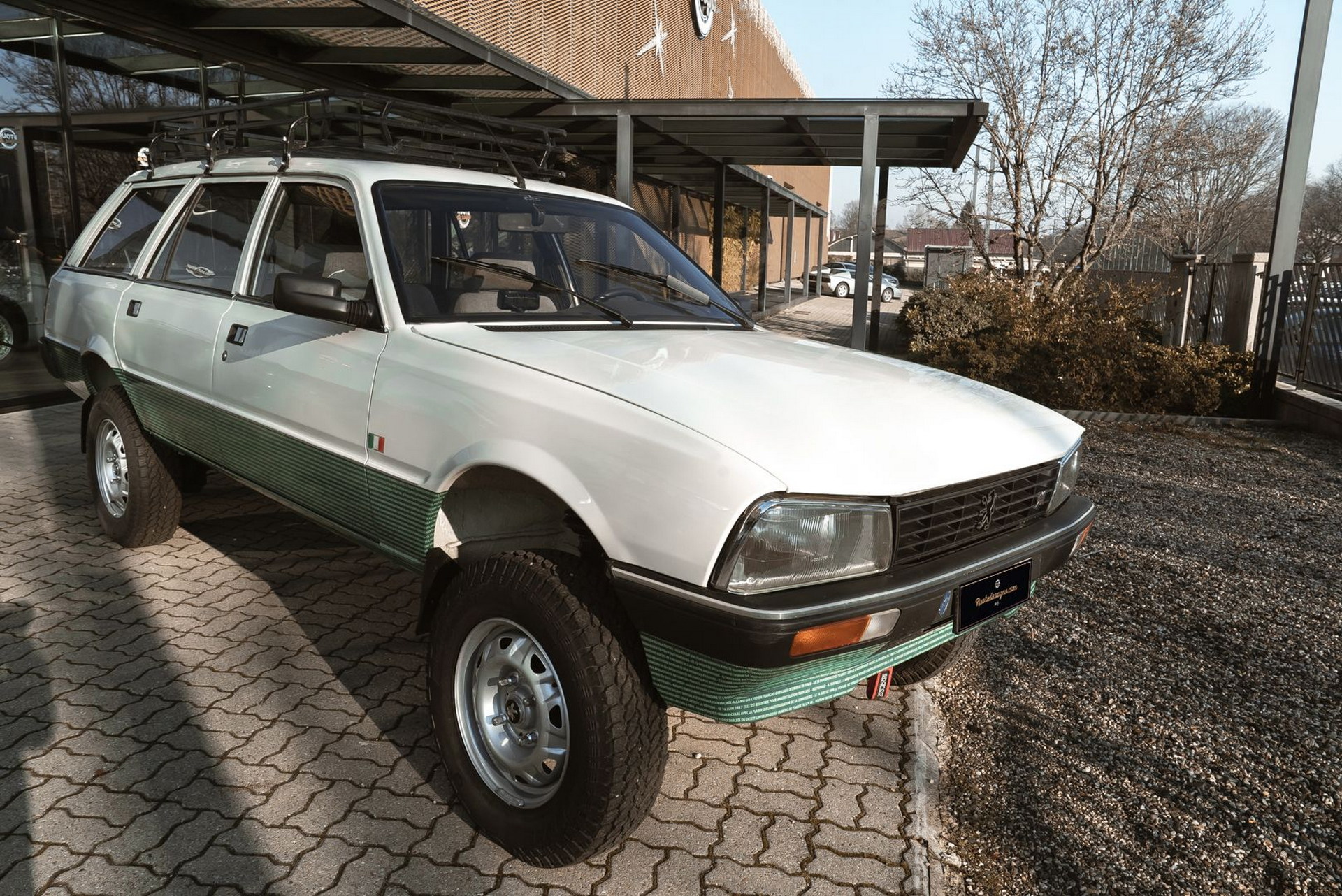 At €59,000, Can This 1985 Peugeot 505 Break 4×4 Dangel Lift Your Spirits Up?