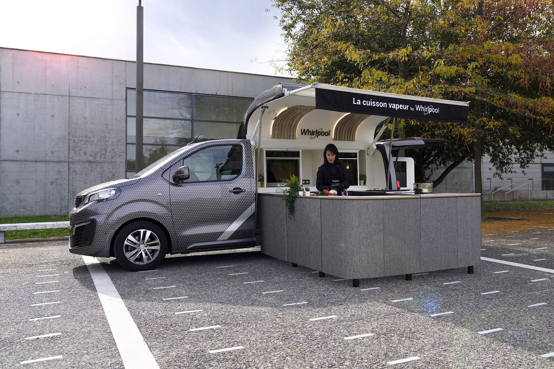 Peugeot Expert Foodtruck Is More Of A Kitchen Than A Van