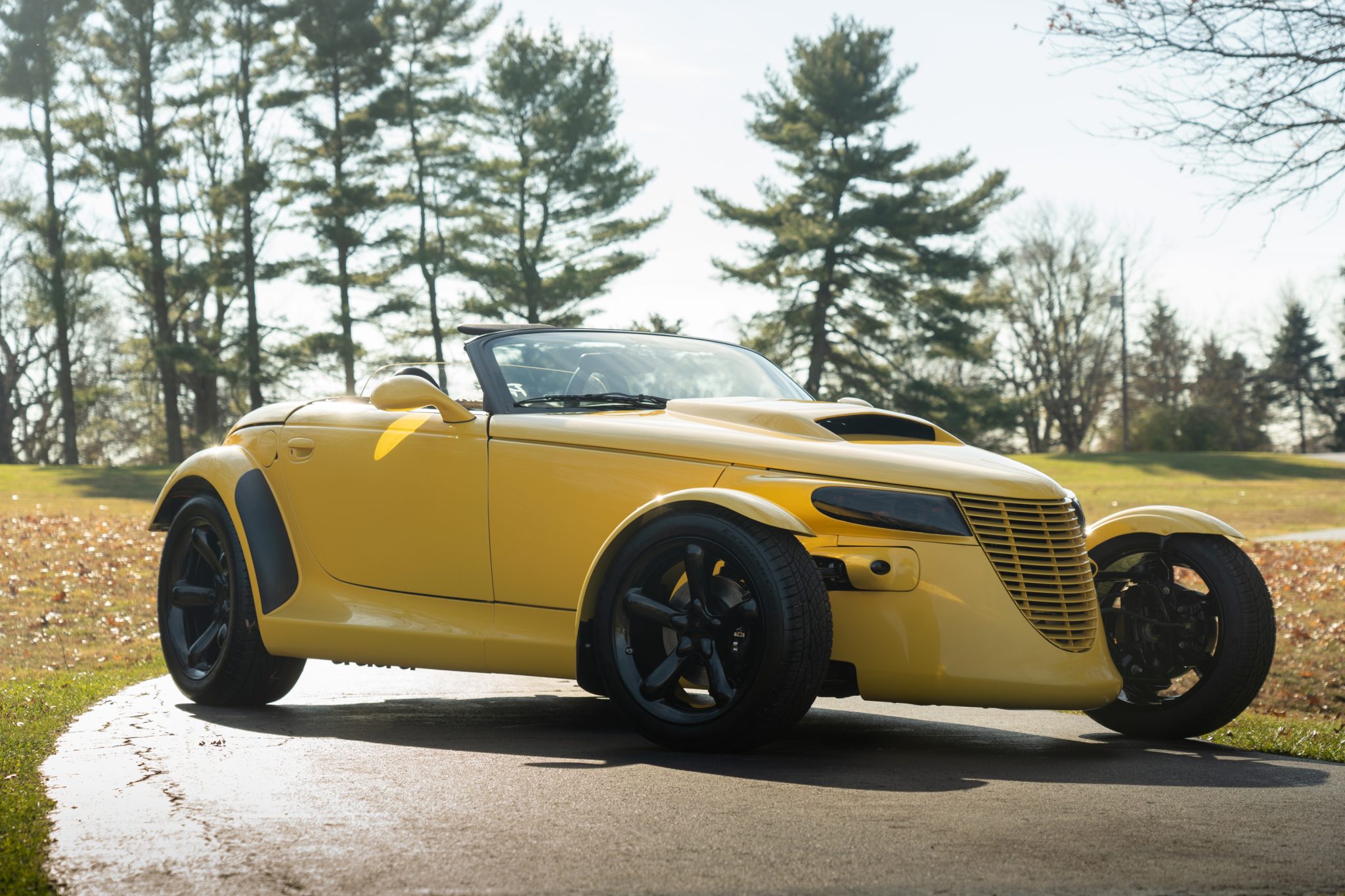 The Plymouth Prowler Still Looks Quite Odd But This One Has A 6.1-Liter HEMI V8