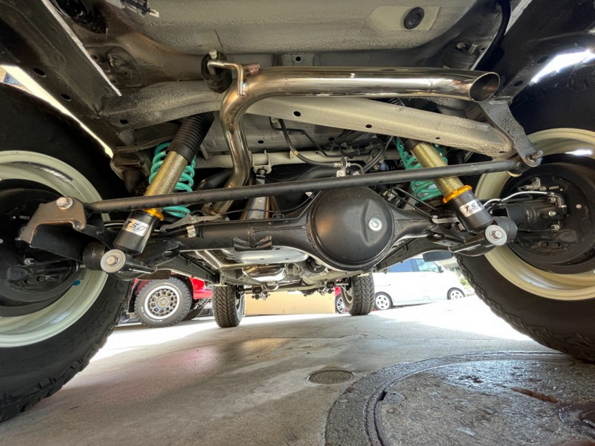 You Could Buy This Retro-Flavored Suzuki Jimny For $21K In Japan