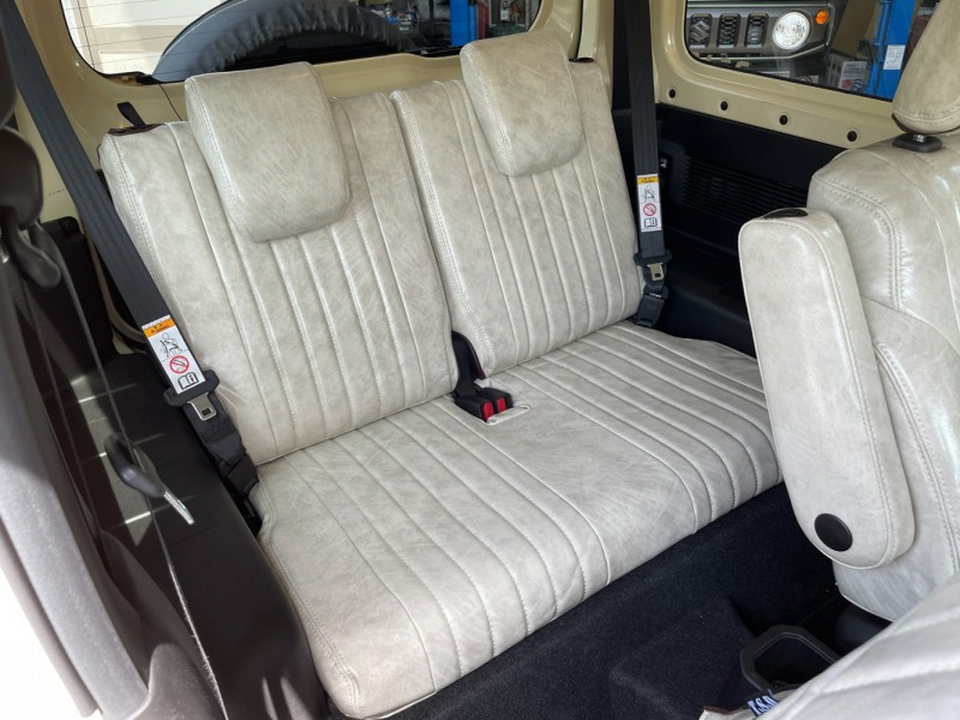 You Could Buy This Retro-Flavored Suzuki Jimny For $21K In Japan