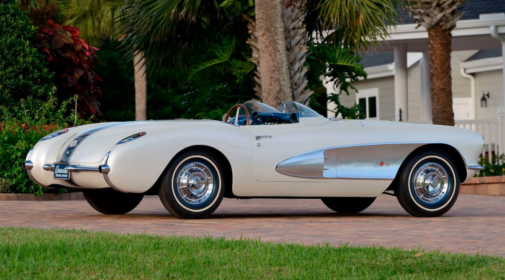 GM’s 1957 Corvette Super Sport Concept Is A $2M Show Stopper