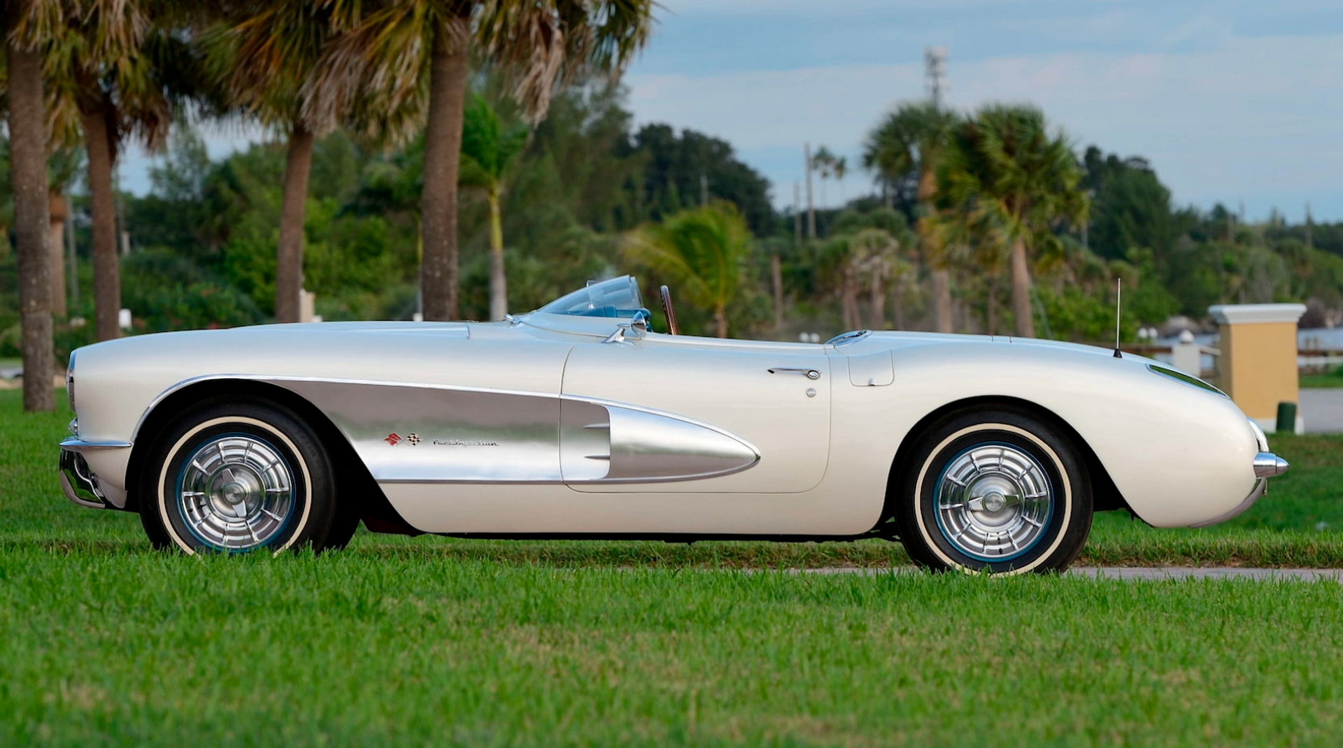 GM’s 1957 Corvette Super Sport Concept Is A $2M Show Stopper