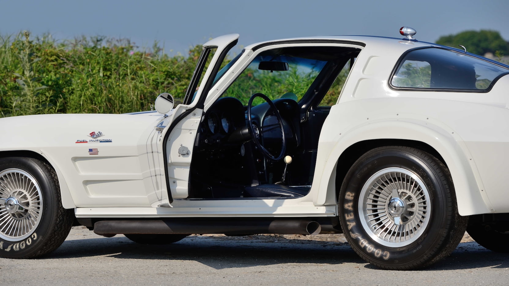 Split-Window C2 Corvette Racer Comes With An Illustrious History And A Multi-Million Dollar Price