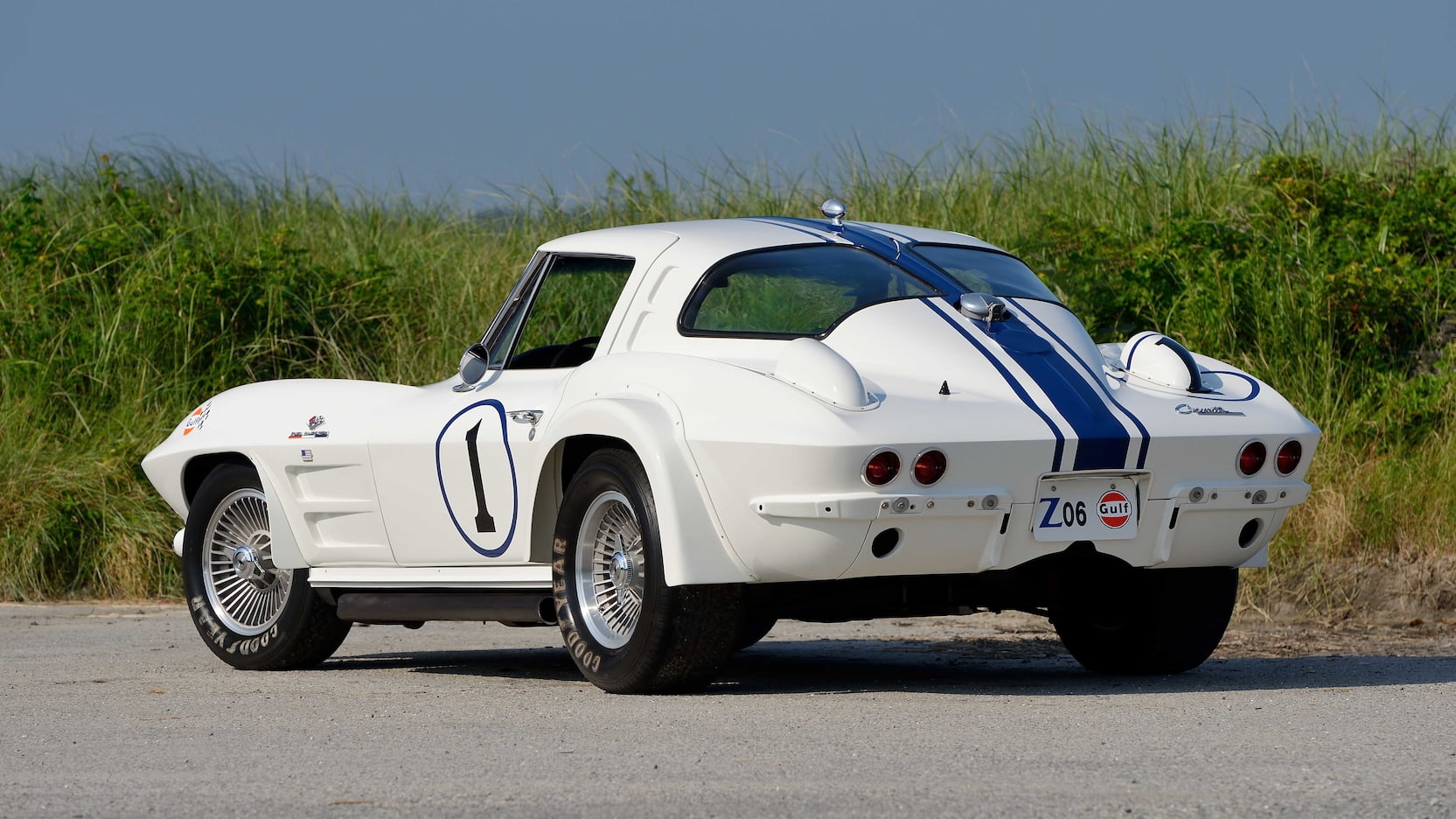 Split-Window C2 Corvette Racer Comes With An Illustrious History And A Multi-Million Dollar Price