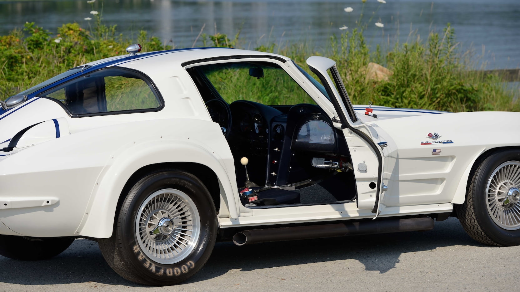 Split-Window C2 Corvette Racer Comes With An Illustrious History And A Multi-Million Dollar Price