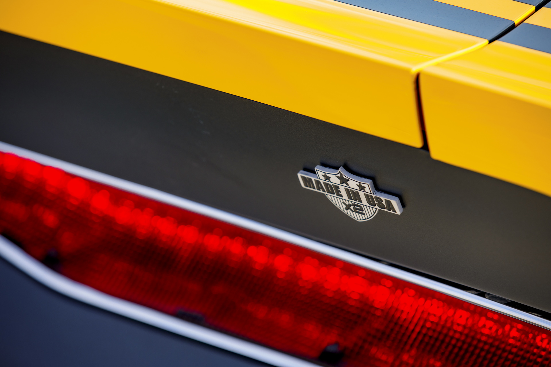 Ringbrothers’ Restomod 1969 Dodge Charger CAPTIV Is One Helluva Cat