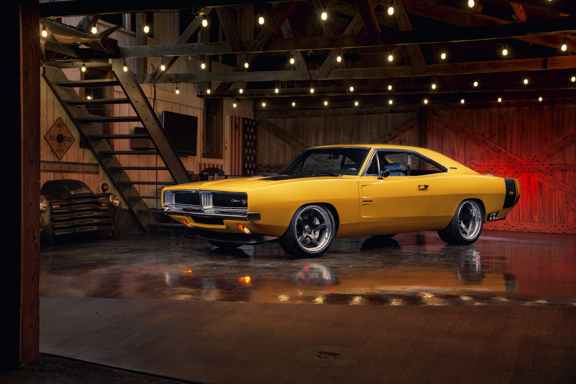 Ringbrothers’ Restomod 1969 Dodge Charger CAPTIV Is One Helluva Cat