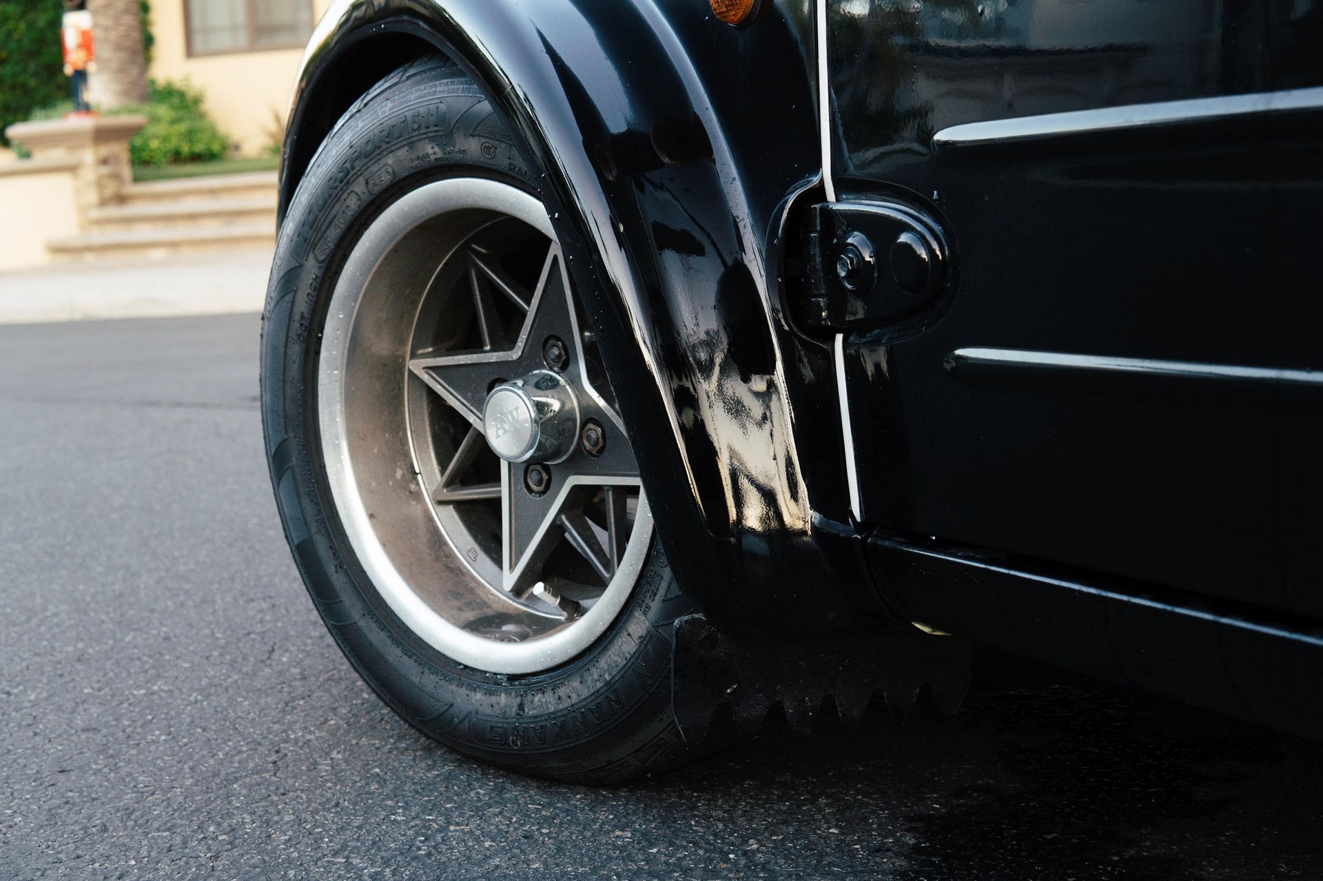 This Modified Nissan Pao Is Simultaneously Aggressive And Adorable