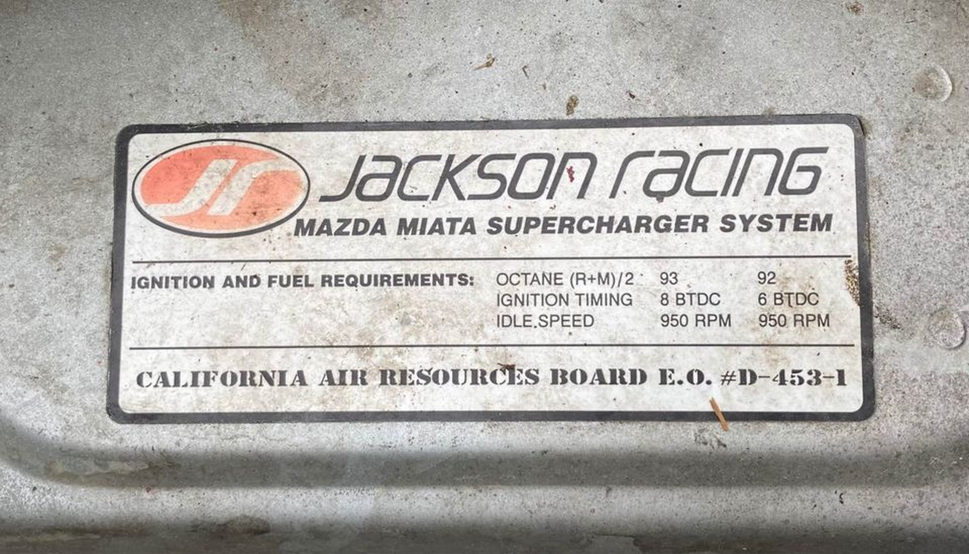 A First Gen Mazda MX-5 Does A Not-So-Convincing BMW Z3 Impersonation