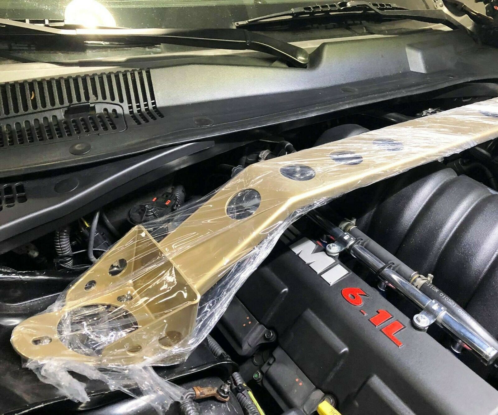 The Chrysler 300C SRT8 Touring Is The Muscle Wagon You Always Wanted (But Still Can’t Get In The USA)