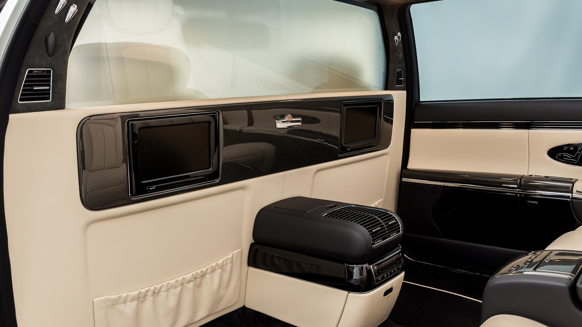 For $2.6M, Would You Get A 1975 Mercedes-Benz 600 Pullman Or A 2009 Maybach Landaulet?