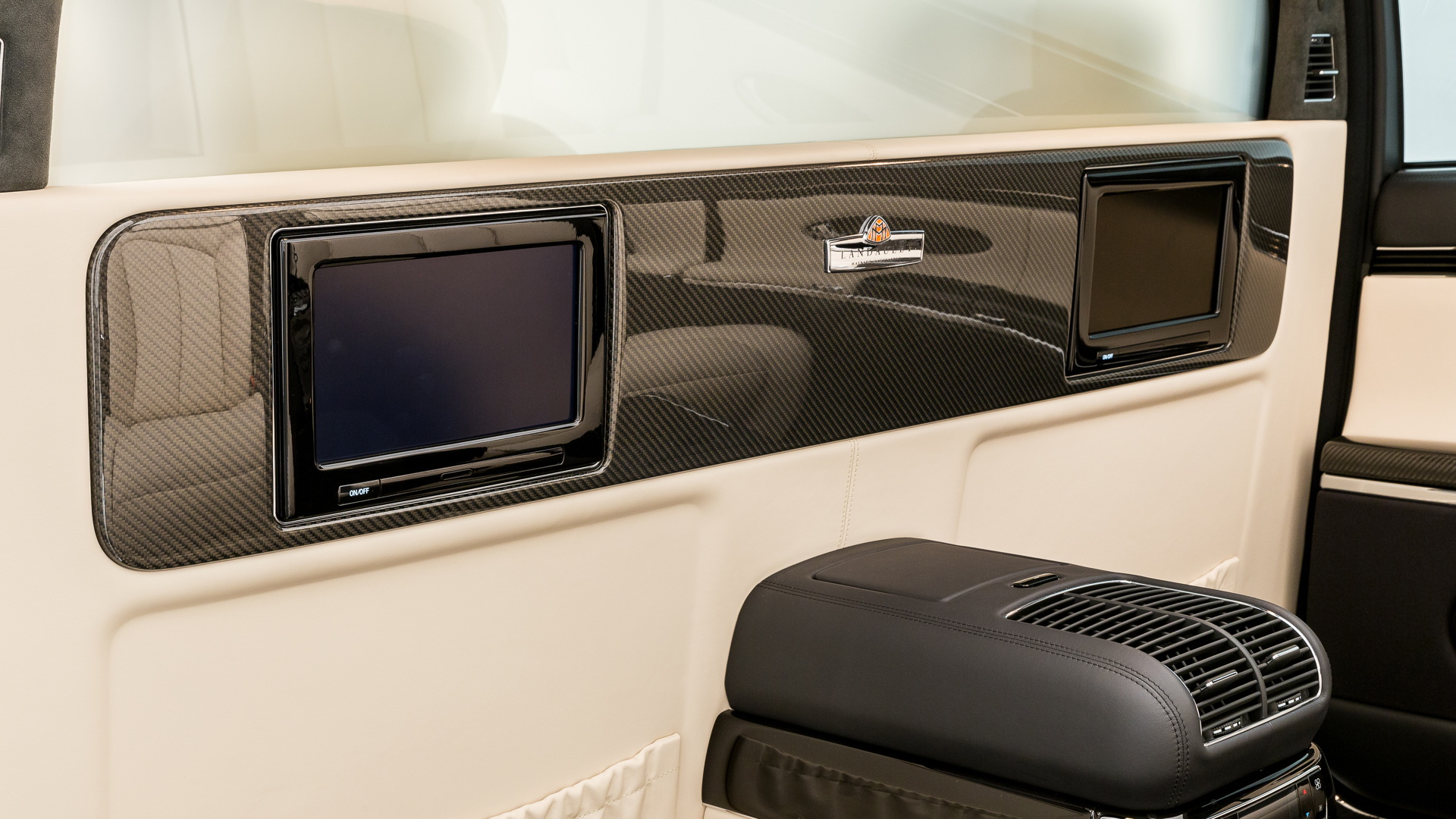 For $2.6M, Would You Get A 1975 Mercedes-Benz 600 Pullman Or A 2009 Maybach Landaulet?