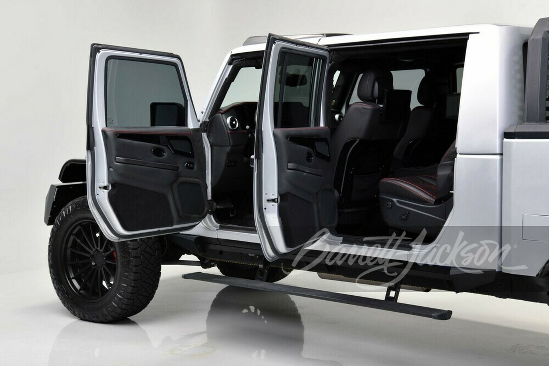 Forget The Gladiator, Buy This Hemi-Powered 2012 Jeep Wrangler 6×6 Pickup Instead