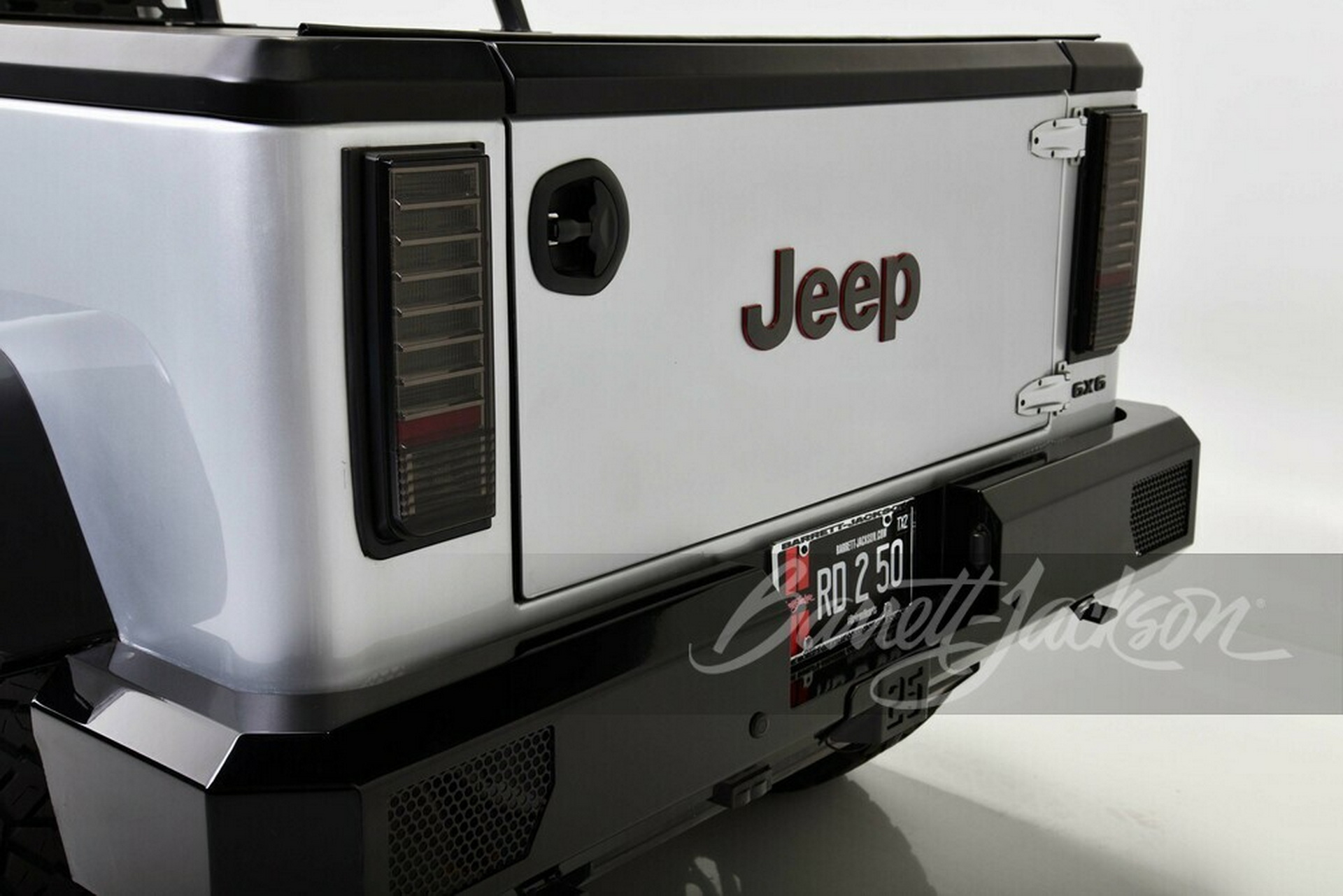 Forget The Gladiator, Buy This Hemi-Powered 2012 Jeep Wrangler 6×6 Pickup Instead