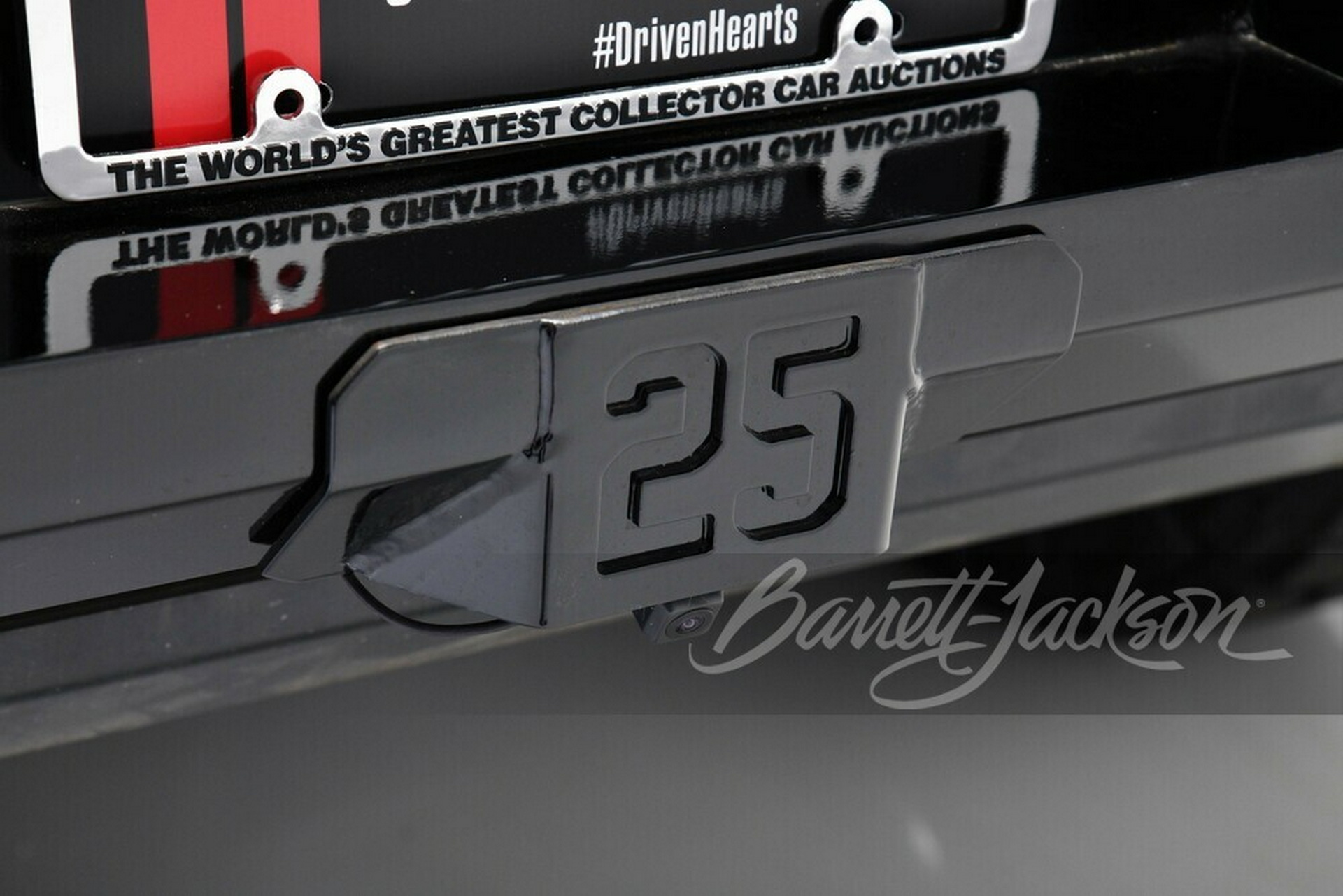 Forget The Gladiator, Buy This Hemi-Powered 2012 Jeep Wrangler 6×6 Pickup Instead