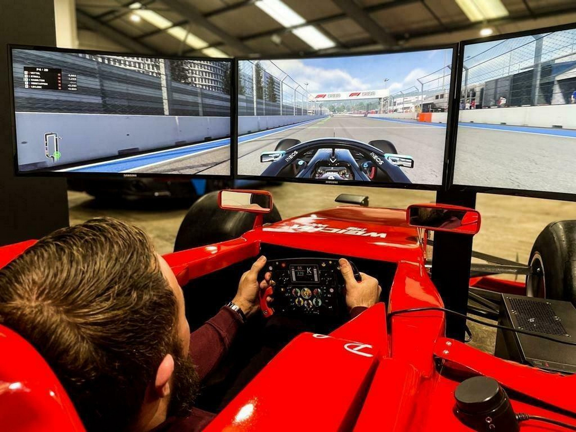 Full Motion Formula 1 Simulator