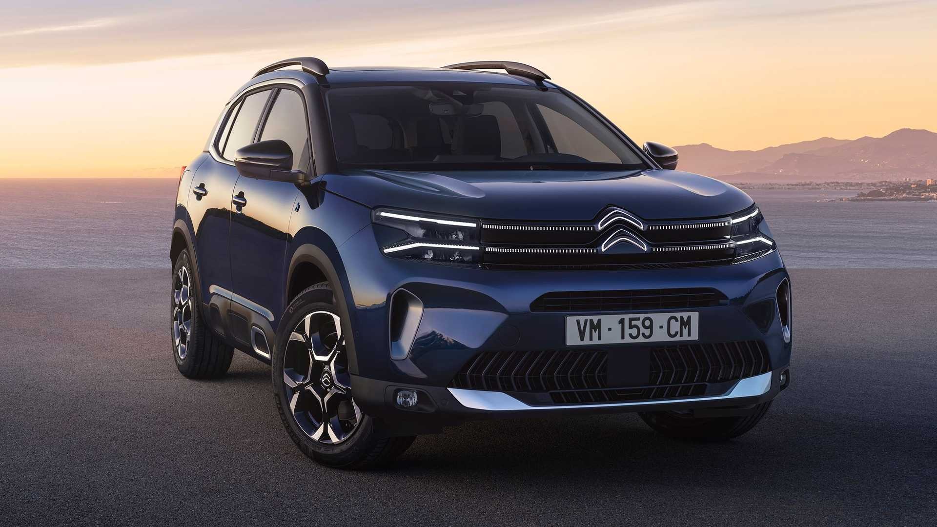2022 Citroen C5 Aircross Facelift Lights Up With Improved Tech And LED Strips
