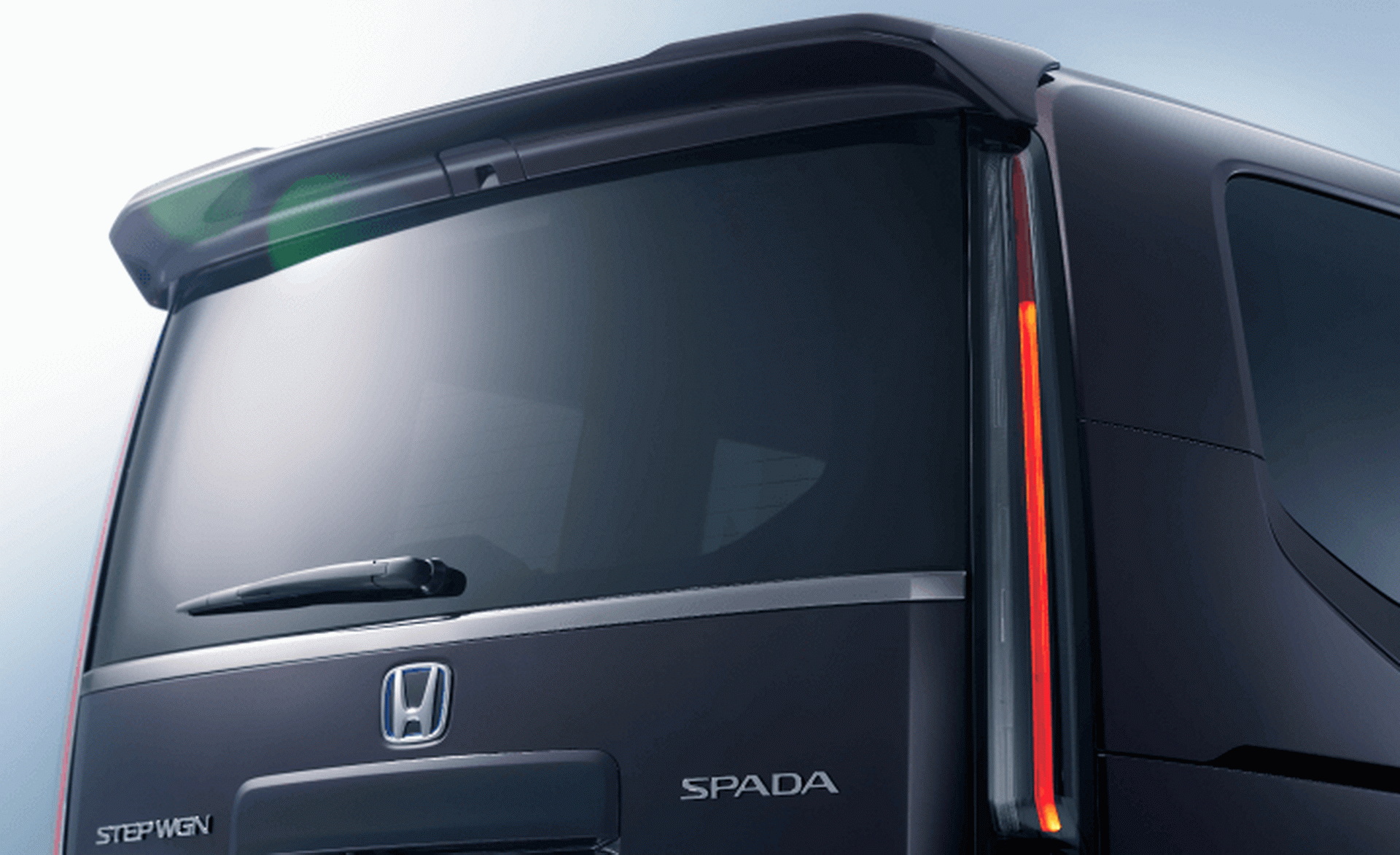Honda Step WGN e:HEV Minivan Unveiled In Japan With Minimalist Design
