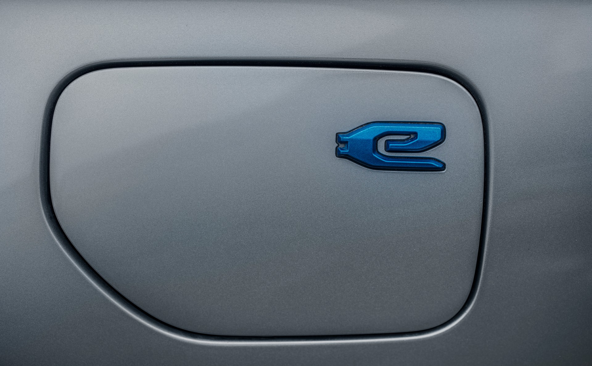 The 2022 Jeep Grand Cherokee 4xe Is One Pricey Plug-In Hybrid, Starts At Nearly $58,000