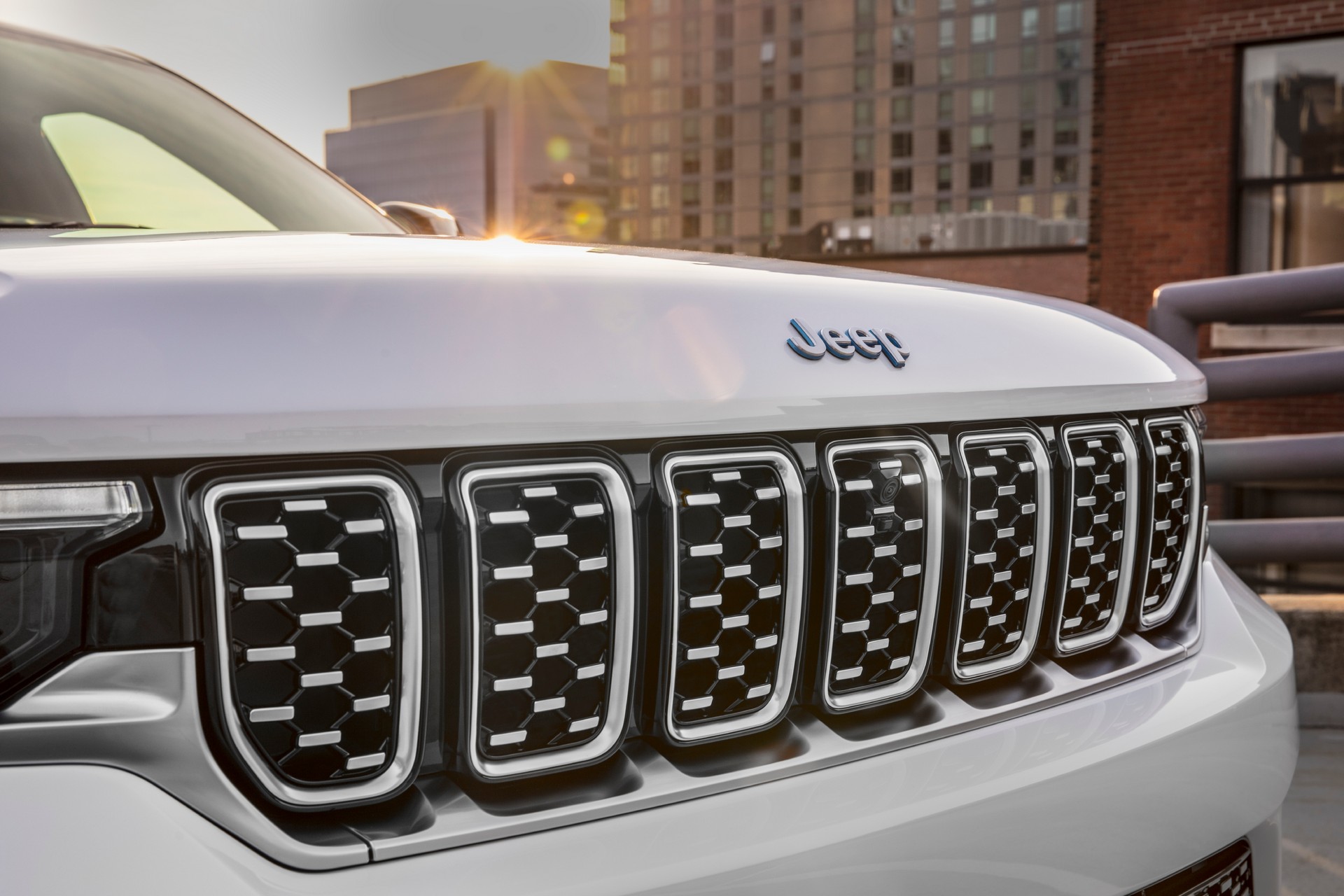 The 2022 Jeep Grand Cherokee 4xe Is One Pricey Plug-In Hybrid, Starts At Nearly $58,000