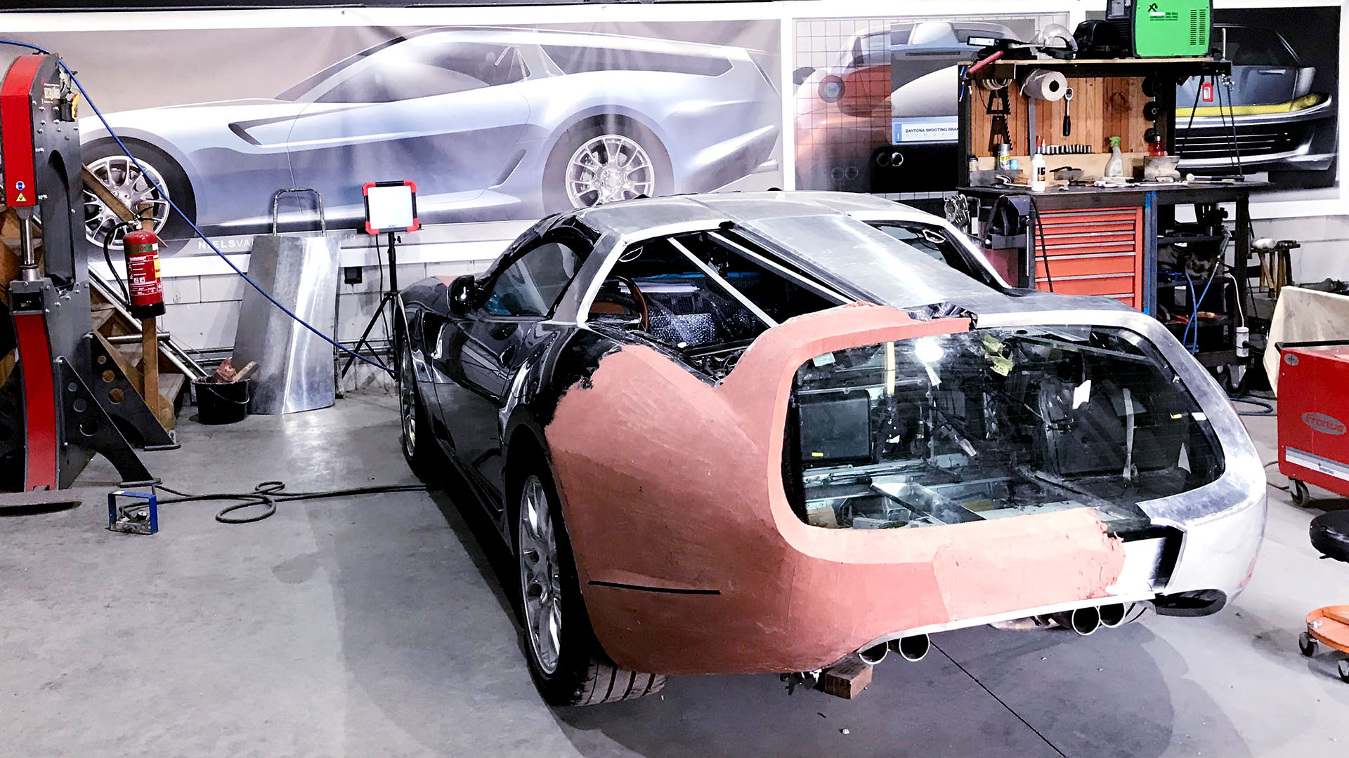 After 12 Months Of Work, NvR’s Dayton Shooting Brake Hommage Is Being Sculpted Out Of Aluminum