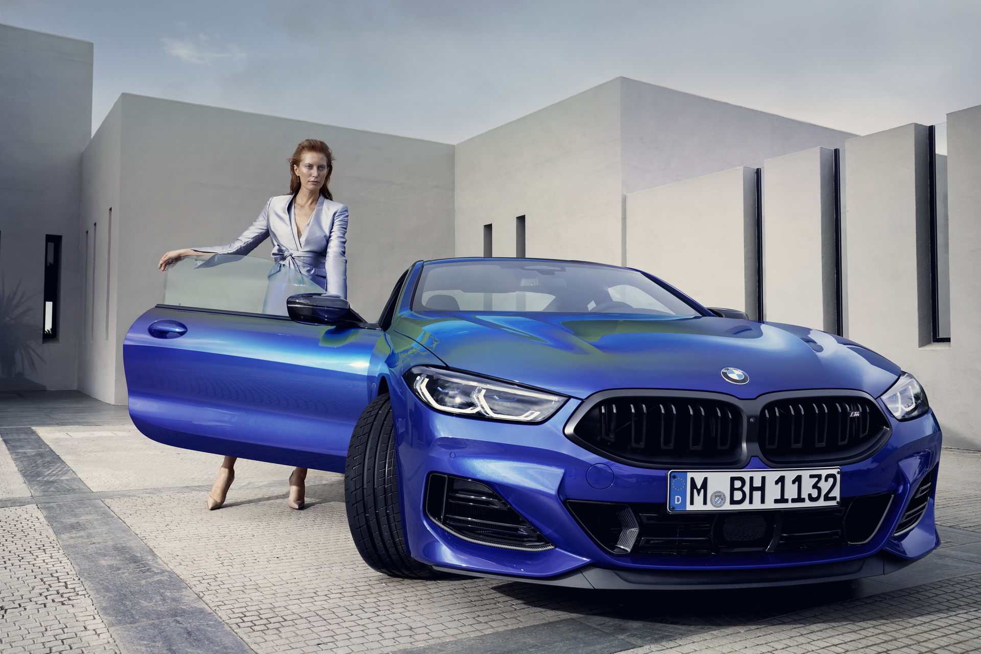 2023 BMW M8 And 8-Series Facelift Light Up With Glowing Grille And New Tech