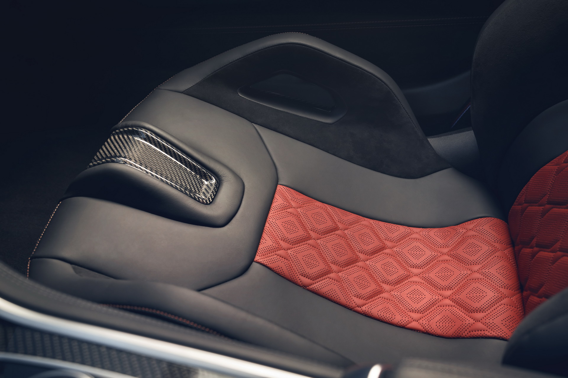 2023 BMW M8 And 8-Series Facelift Light Up With Glowing Grille And New Tech