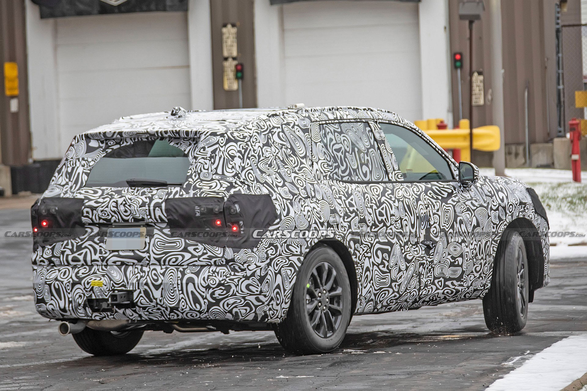 New Ford Crossover Spied, Might Be The Fusion Active