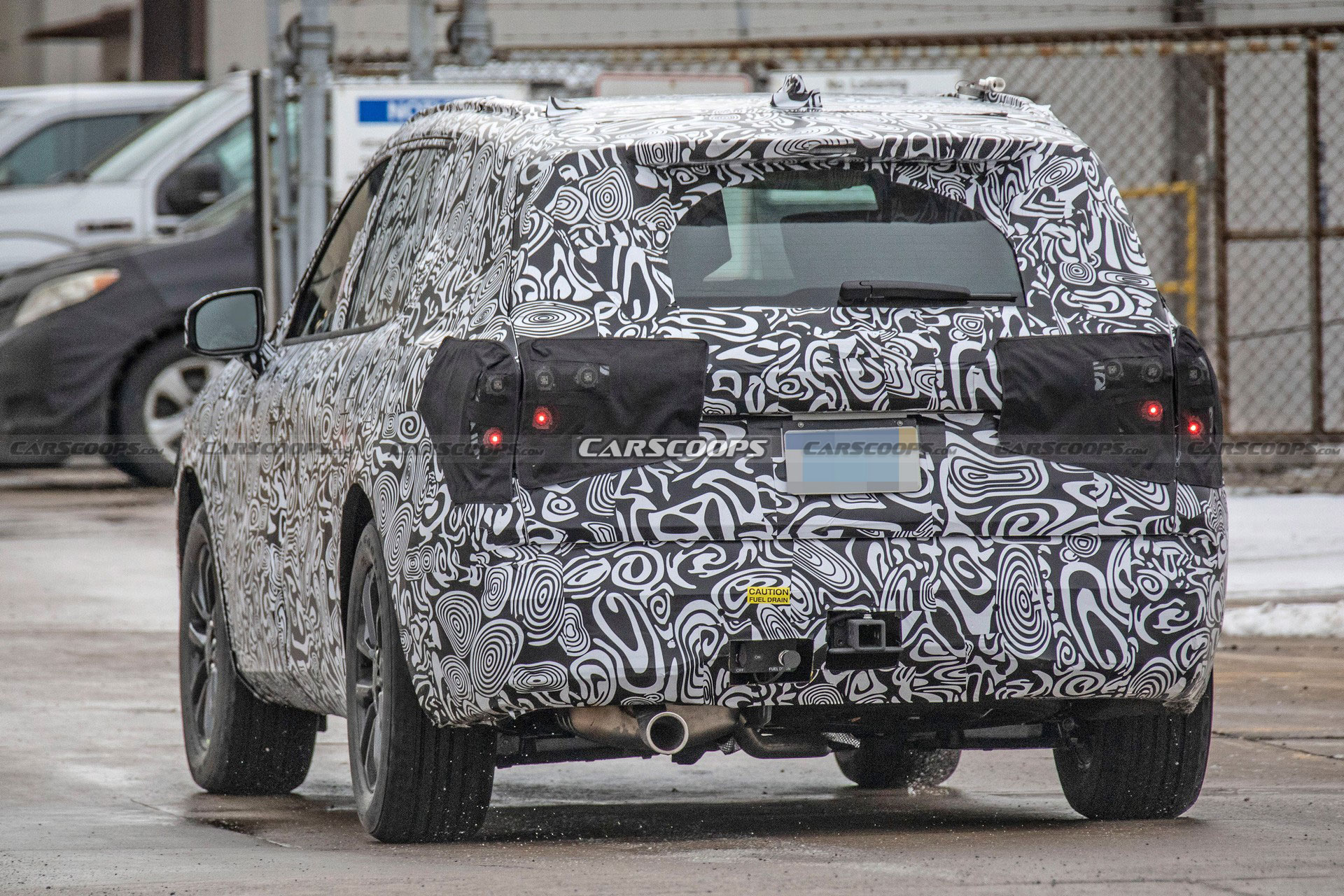 New Ford Crossover Spied, Might Be The Fusion Active
