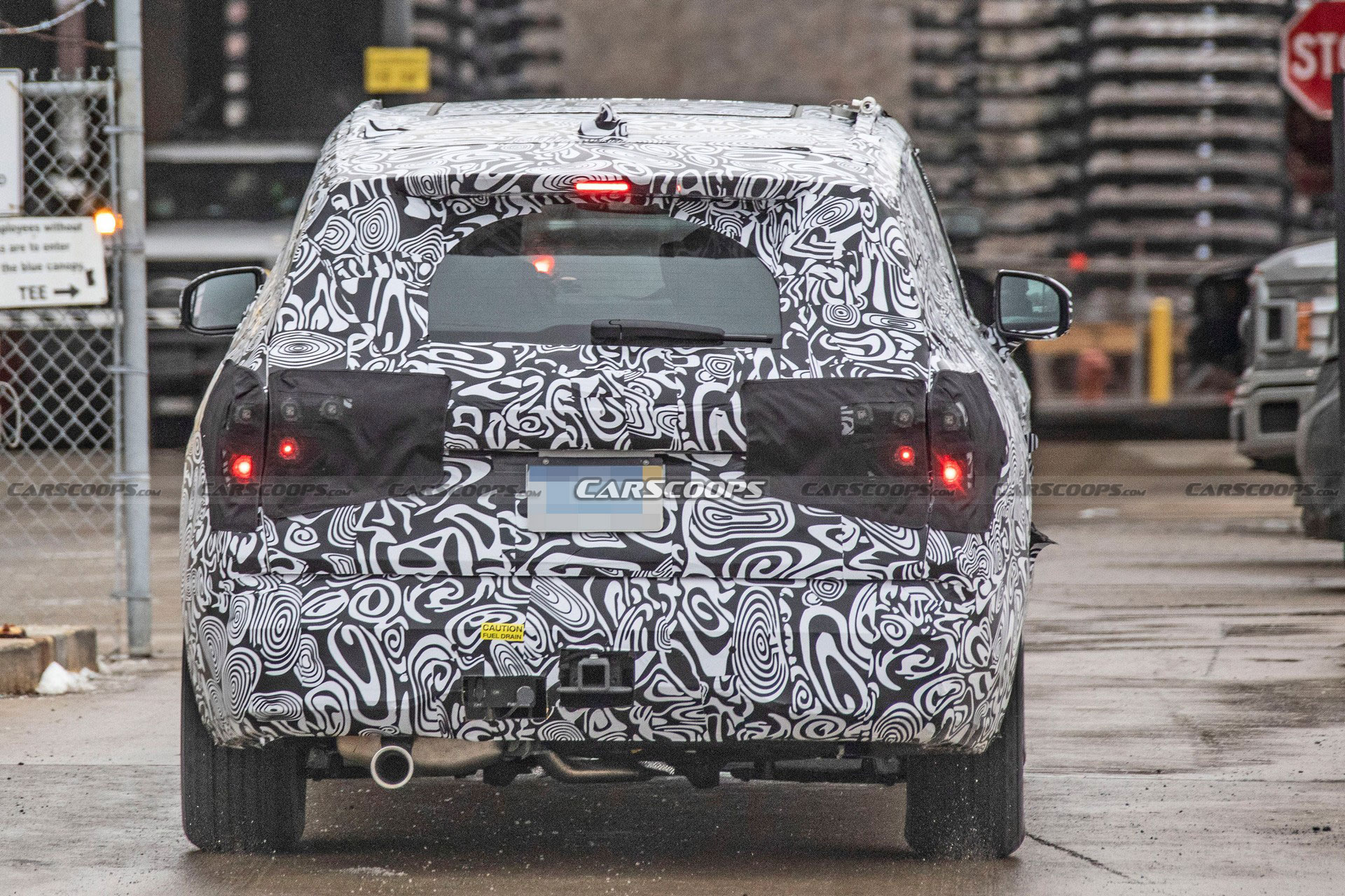 New Ford Crossover Spied, Might Be The Fusion Active