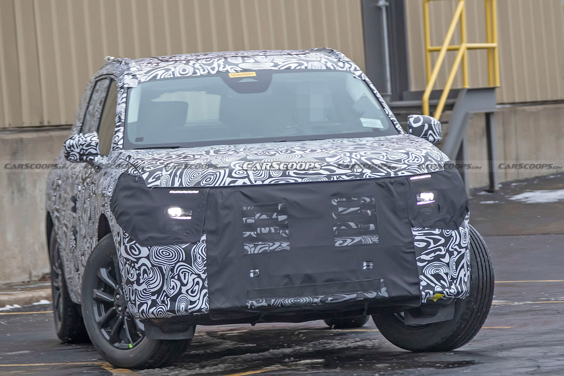 New Ford Crossover Spied, Might Be The Fusion Active