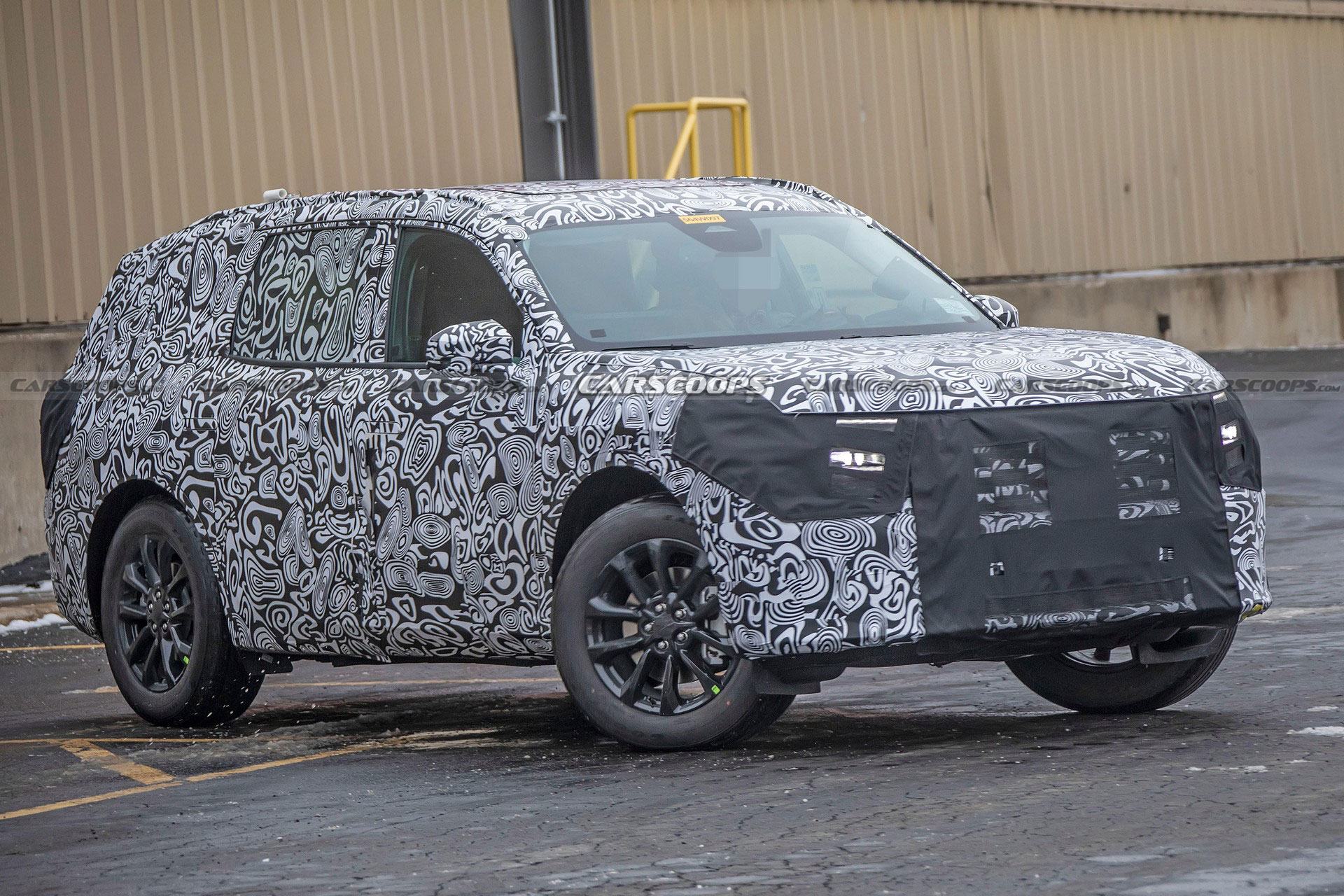 New Ford Crossover Spied, Might Be The Fusion Active