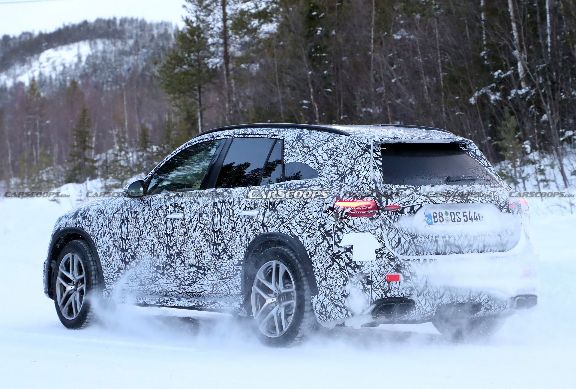 2023 Mercedes-AMG GLC 63 Spied As A High-Performance Plug-In Hybrid