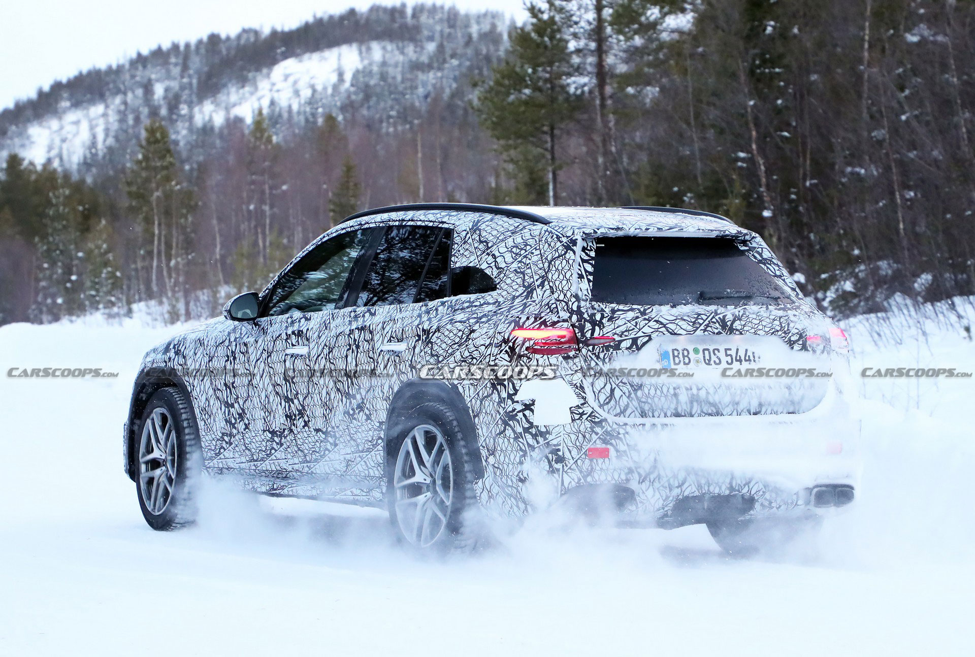 2023 Mercedes-AMG GLC 63 Spied As A High-Performance Plug-In Hybrid