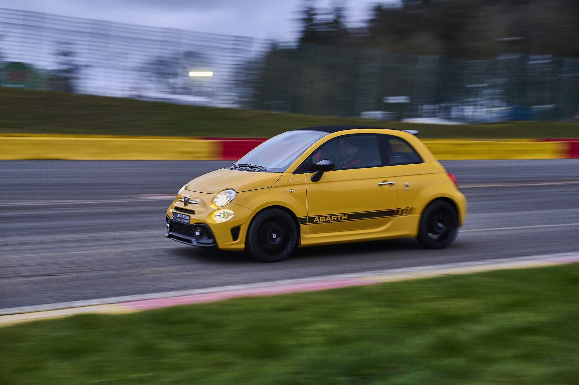 Abarth 595 Spa-Francorchamps Limited Edition Is A Belgium-Only Affair