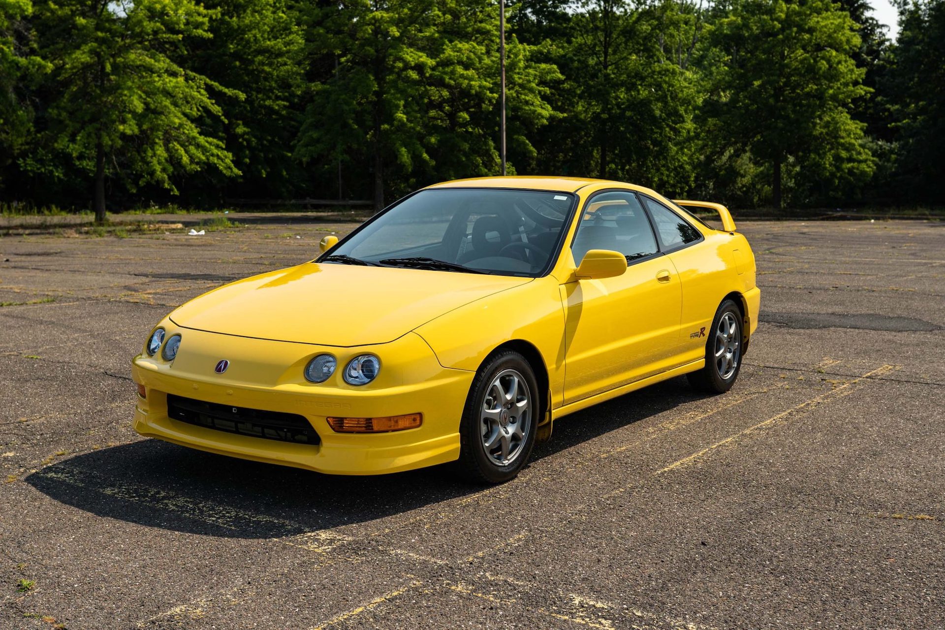 Have We Gone Mad? 7k-Mile 2000 Acura Integra Type R Bidding At $111,000 With 2 Days Left