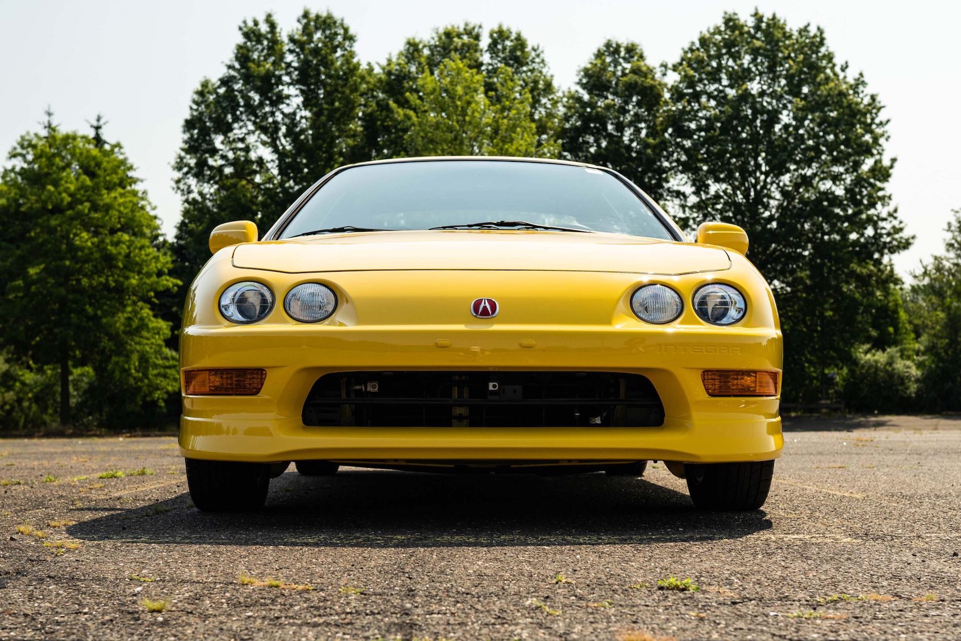 Have We Gone Mad? 7k-Mile 2000 Acura Integra Type R Bidding At $111,000 With 2 Days Left