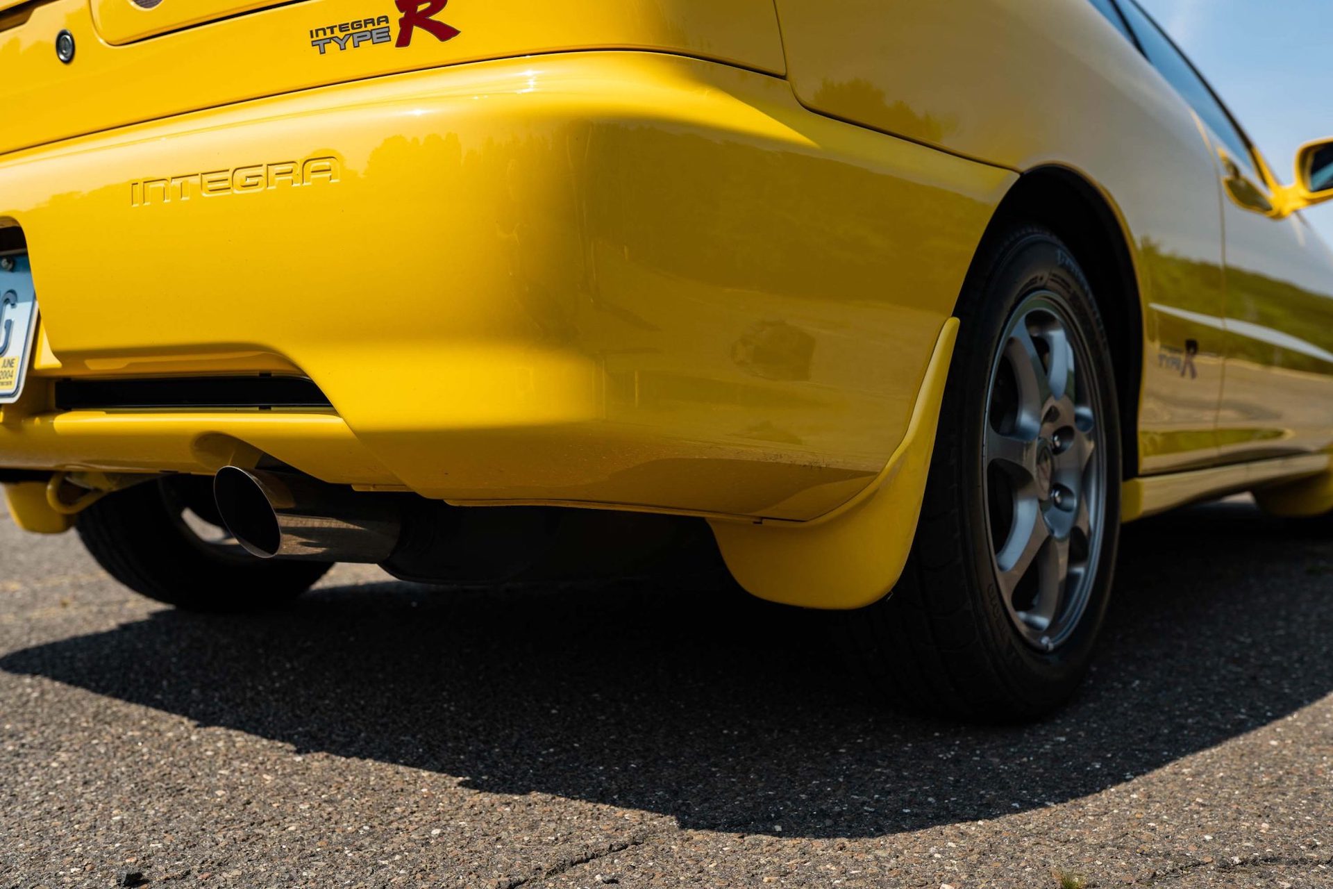 Have We Gone Mad? 7k-Mile 2000 Acura Integra Type R Bidding At $111,000 With 2 Days Left