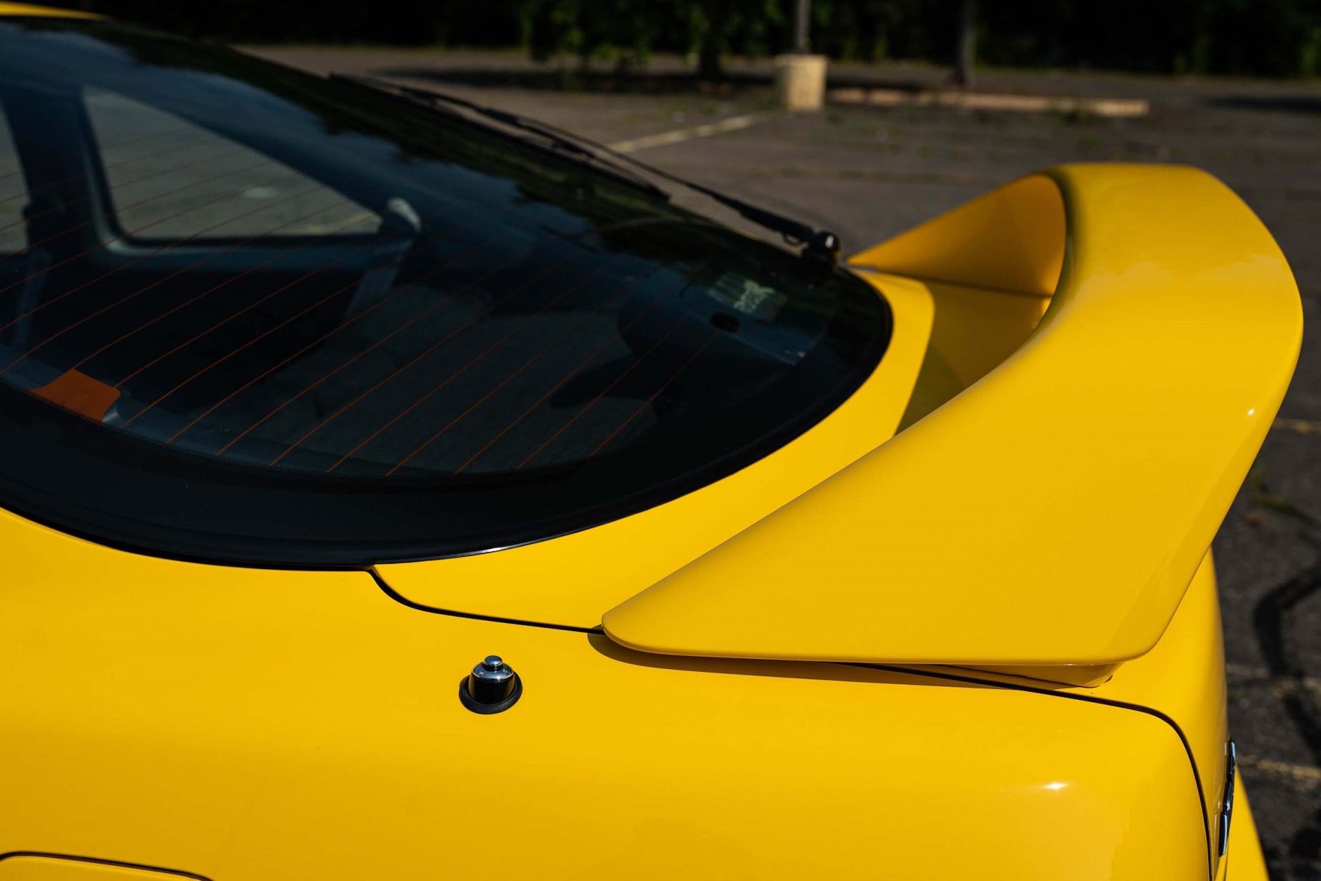 Have We Gone Mad? 7k-Mile 2000 Acura Integra Type R Bidding At $111,000 With 2 Days Left