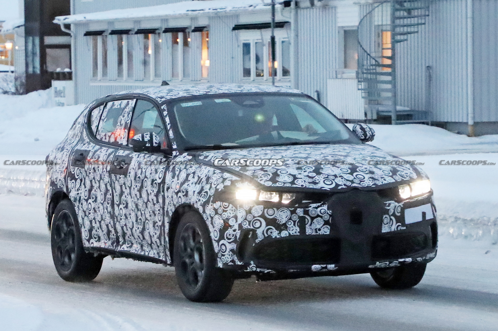 2023 Alfa Romeo Tonale Spied One Last Time Before February 8 Debut
