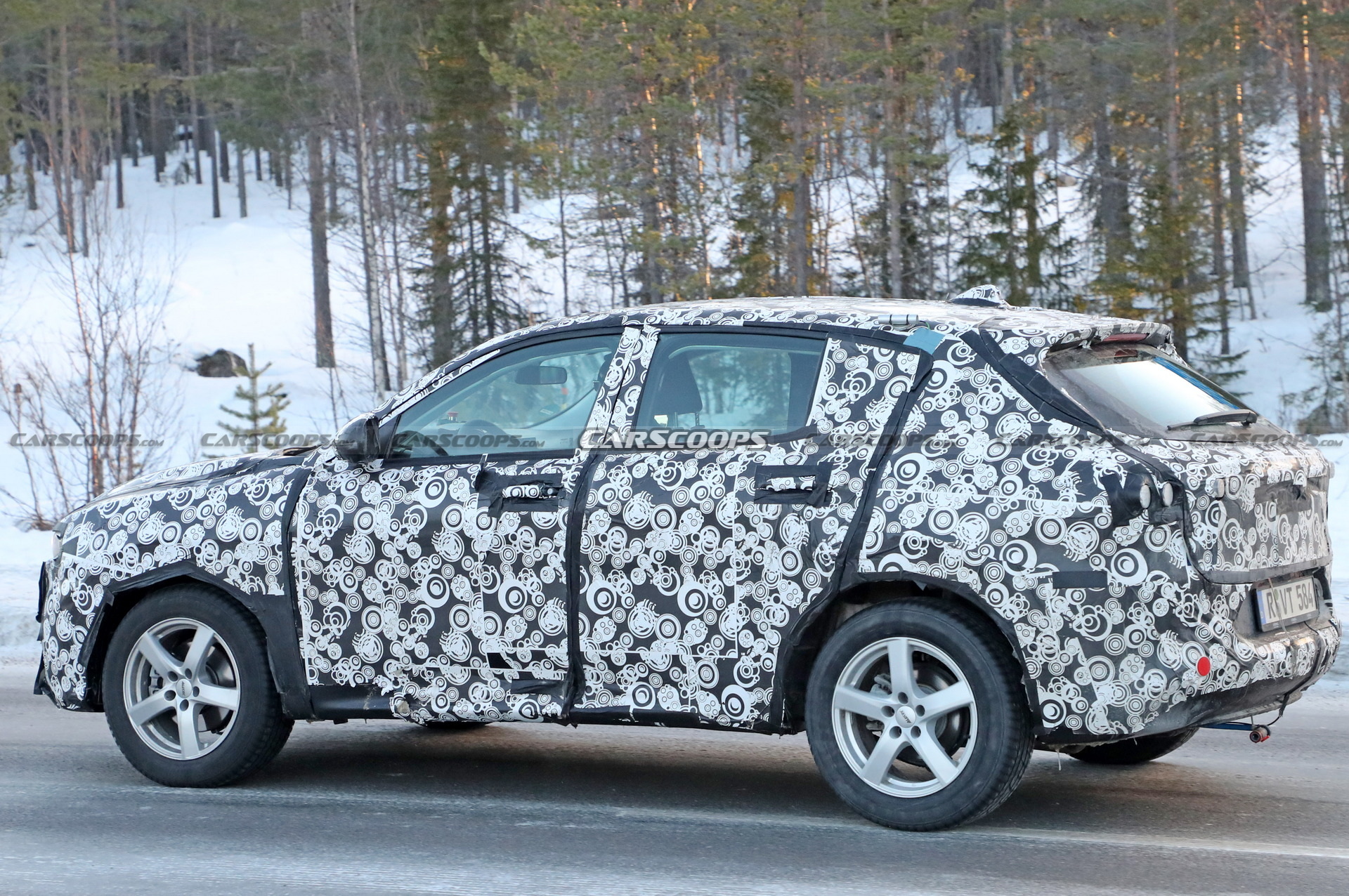 2023 Alfa Romeo Tonale Spied One Last Time Before February 8 Debut