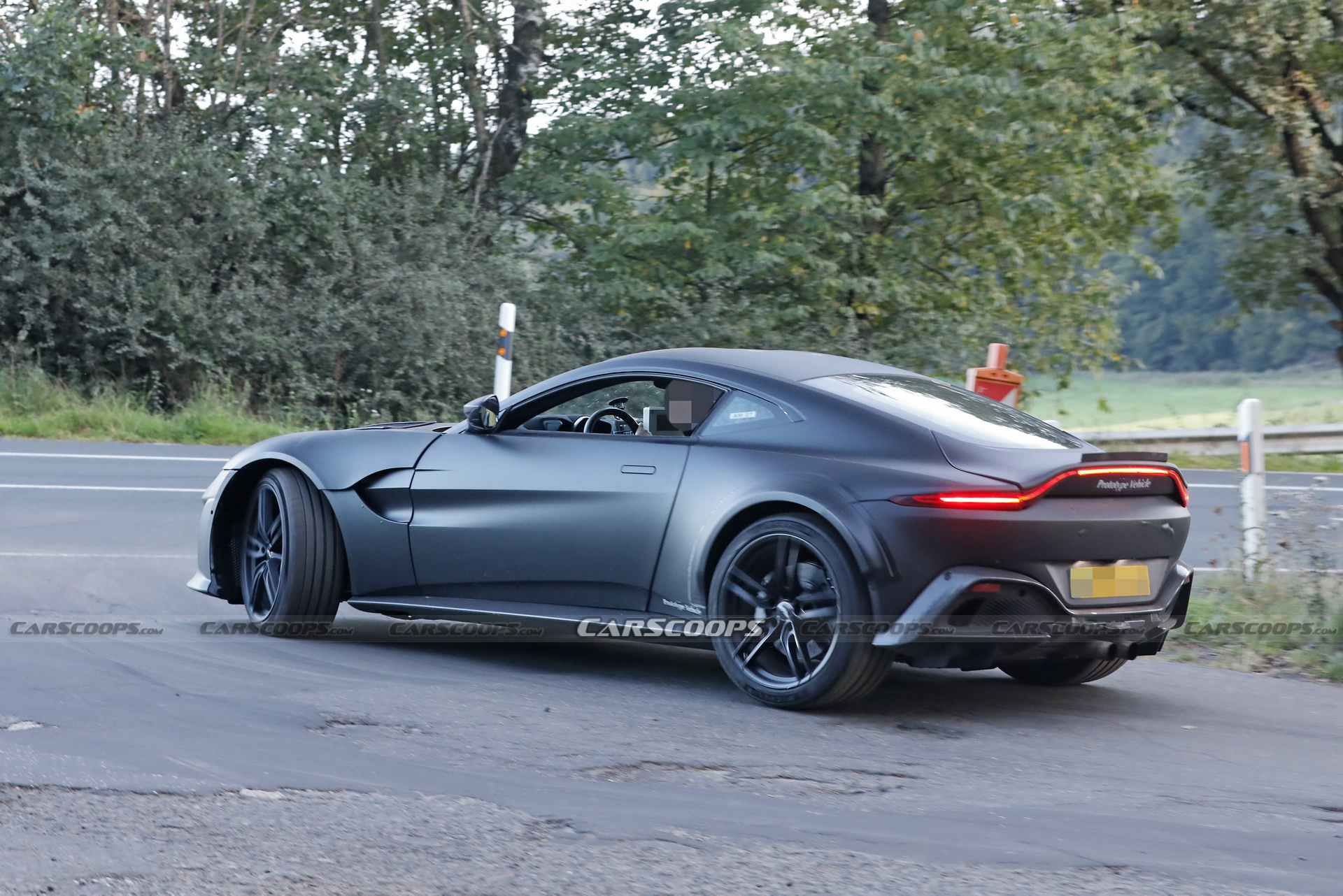 The New Aston Martin V12 Vantage Looks Very Mean And Very Wide